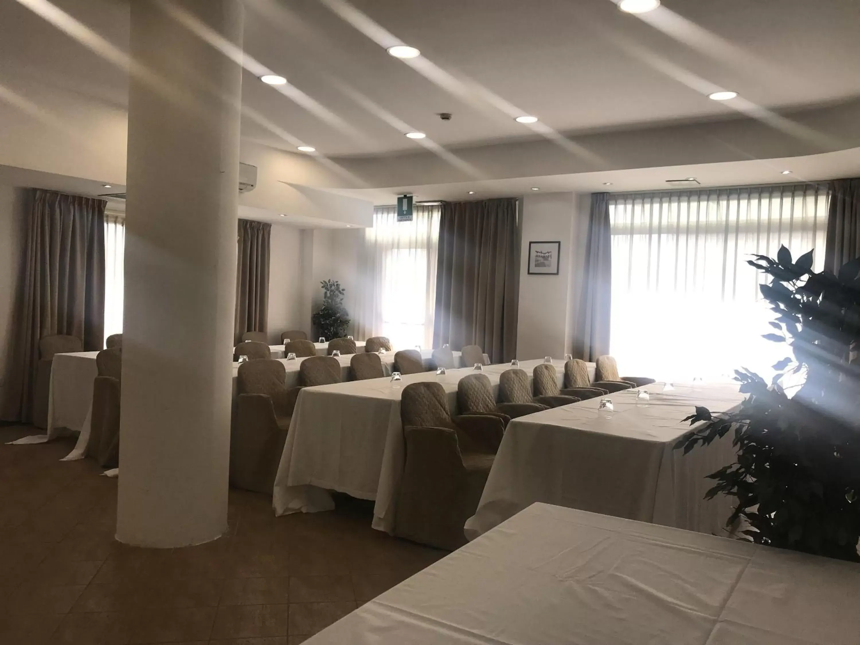 Business facilities, Banquet Facilities in Hotel Datini