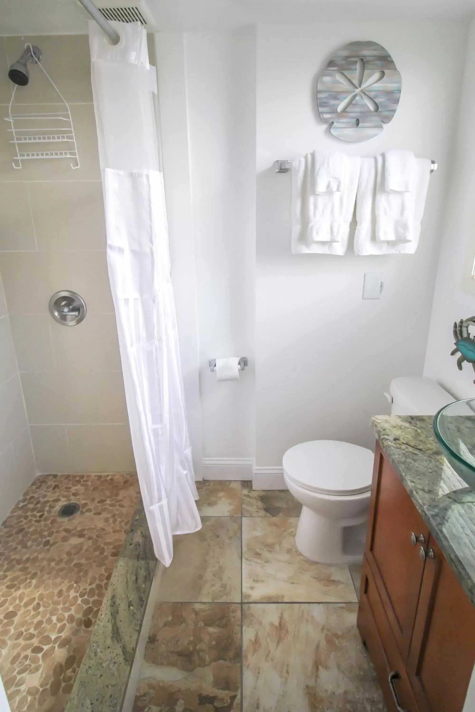 Bathroom in Sandalwood Beach Resort