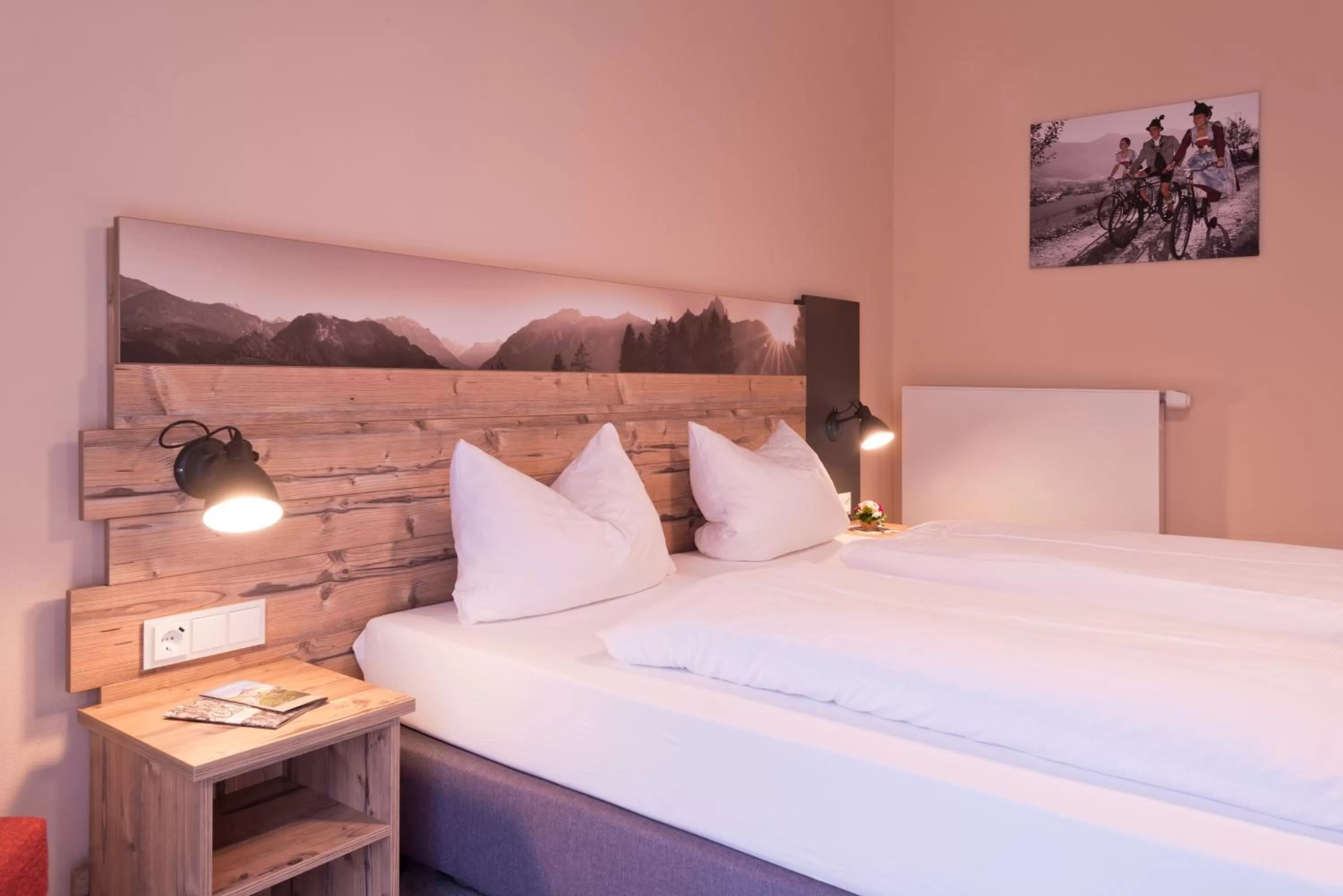 Bed in Hotel Hohenaschau