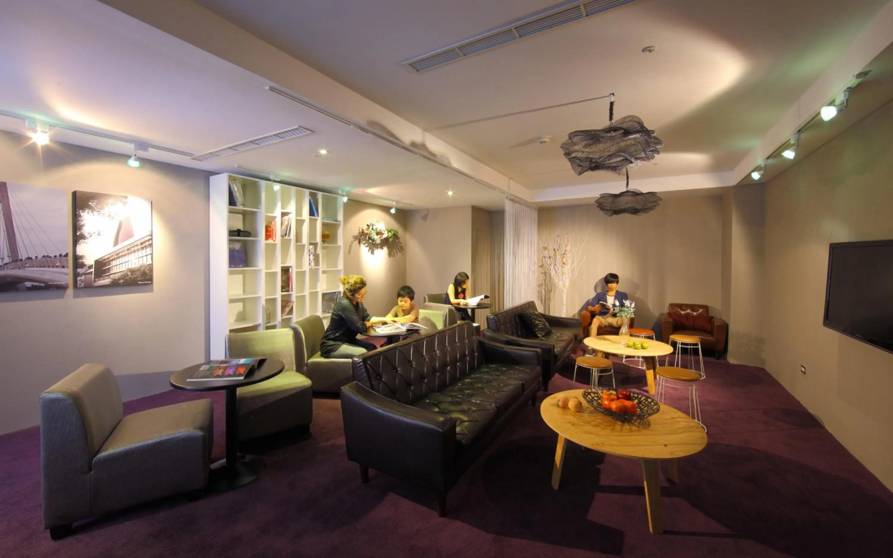 Library in Hotelday Tamsui