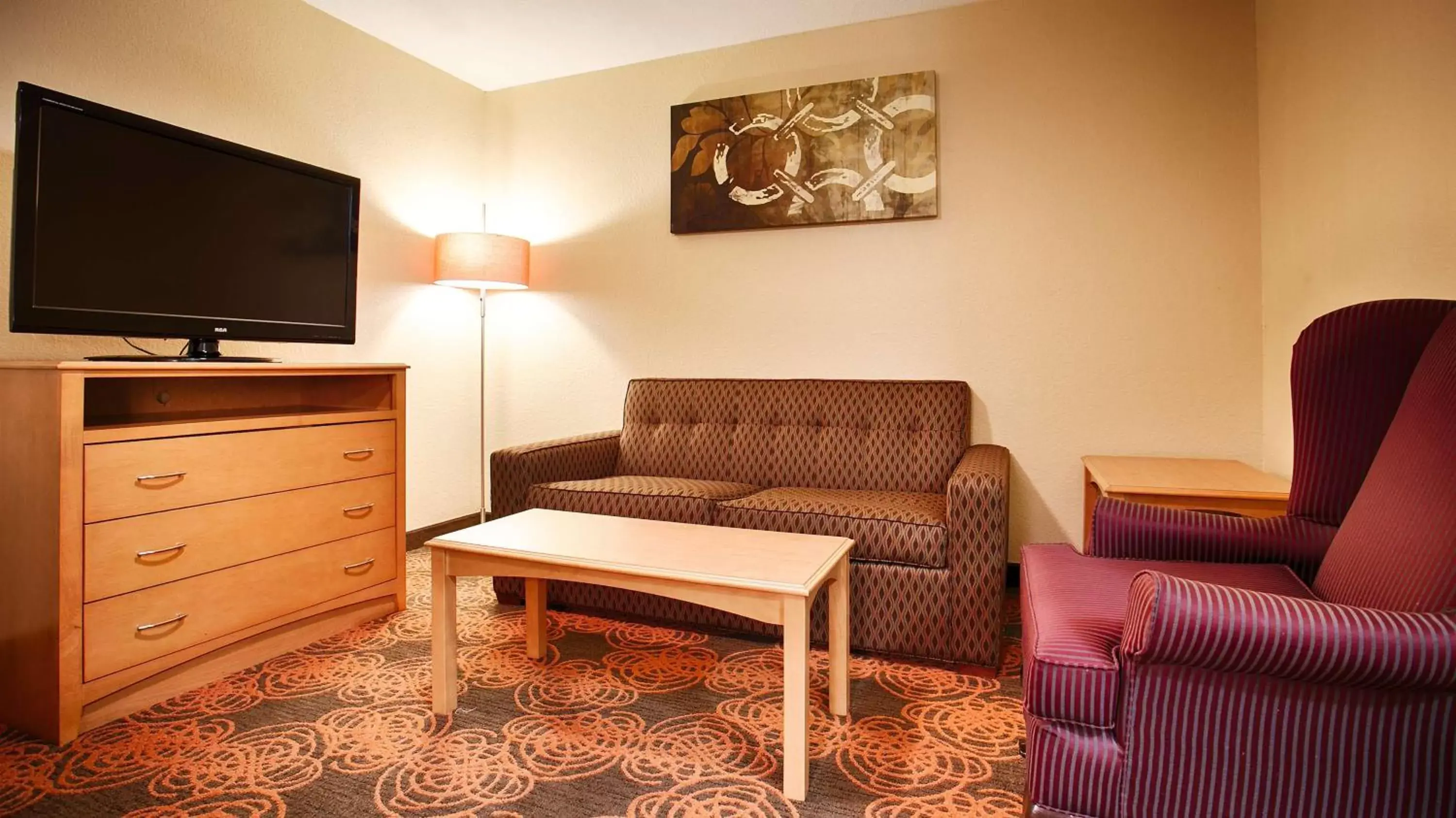 Photo of the whole room, Seating Area in Best Western Plus Waco North