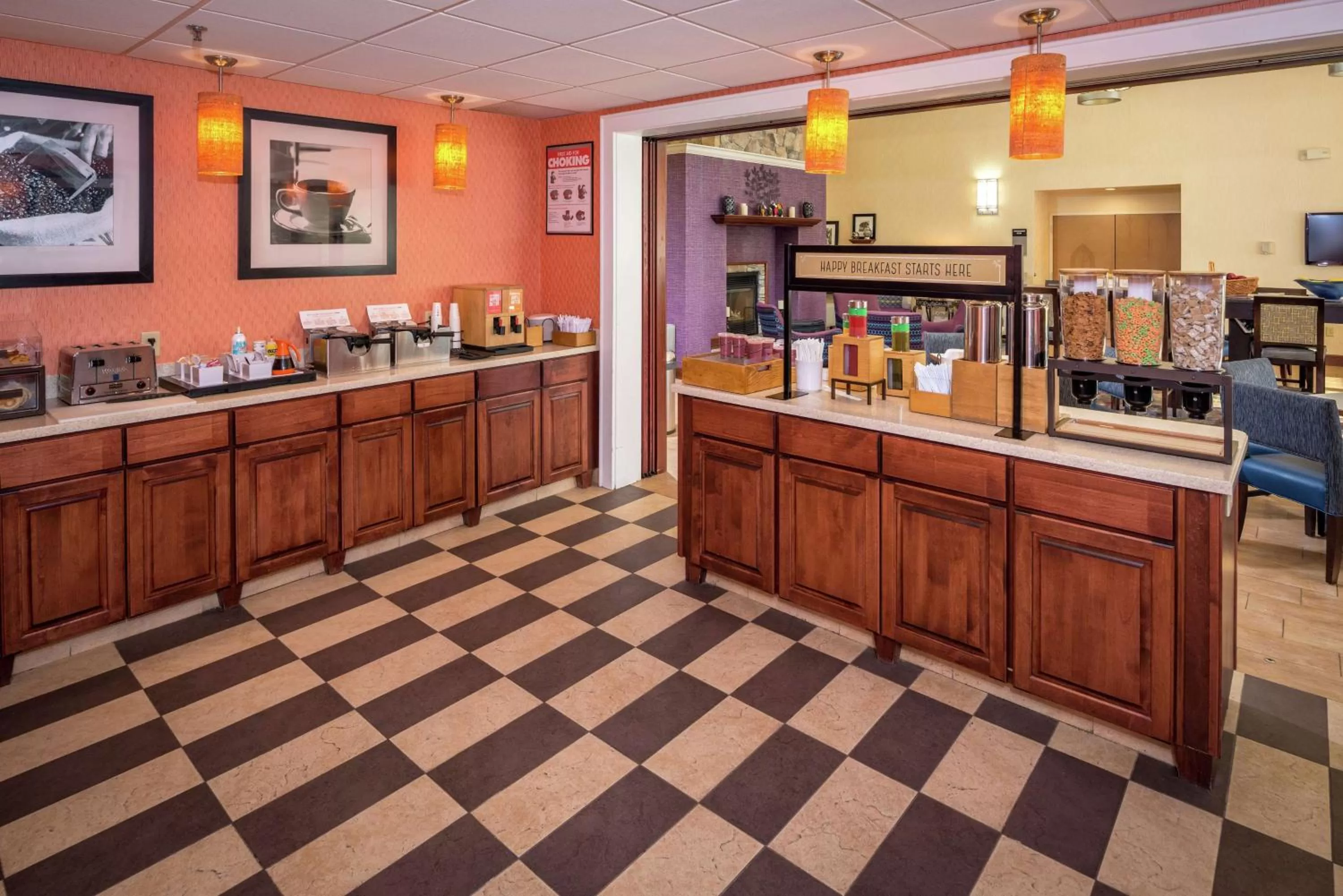 Breakfast in Hampton Inn & Suites Binghamton/Vestal