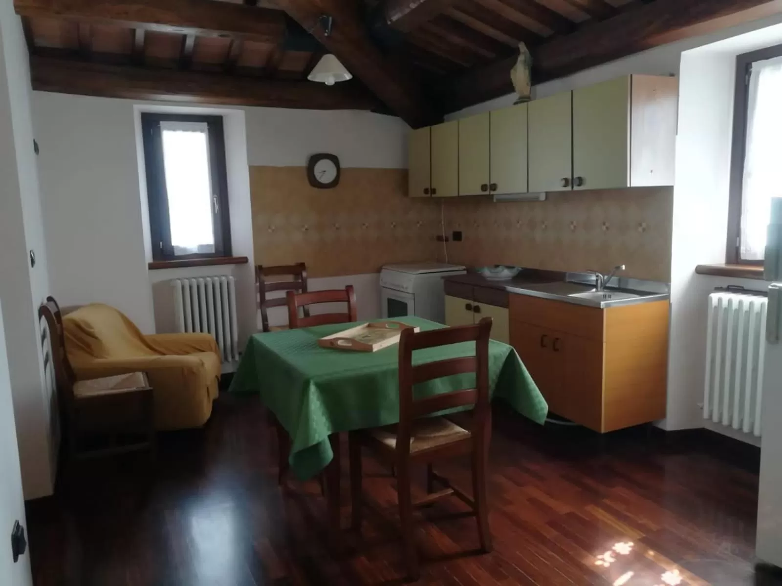 Kitchen or kitchenette, Kitchen/Kitchenette in Agriturismo La Cantina