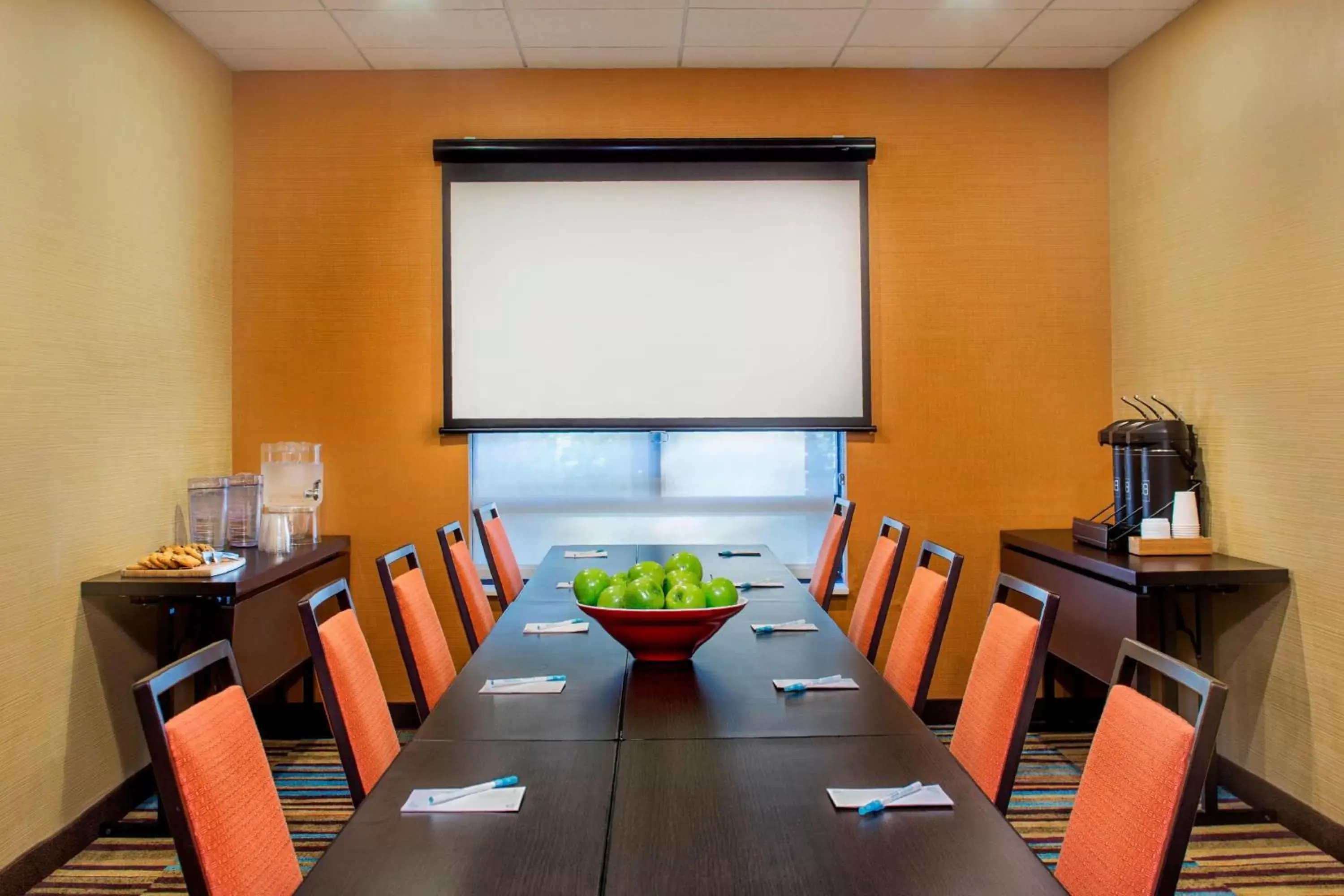 Meeting/conference room in Fairfield Inn & Suites by Marriott Bridgewater Branchburg/Somerville