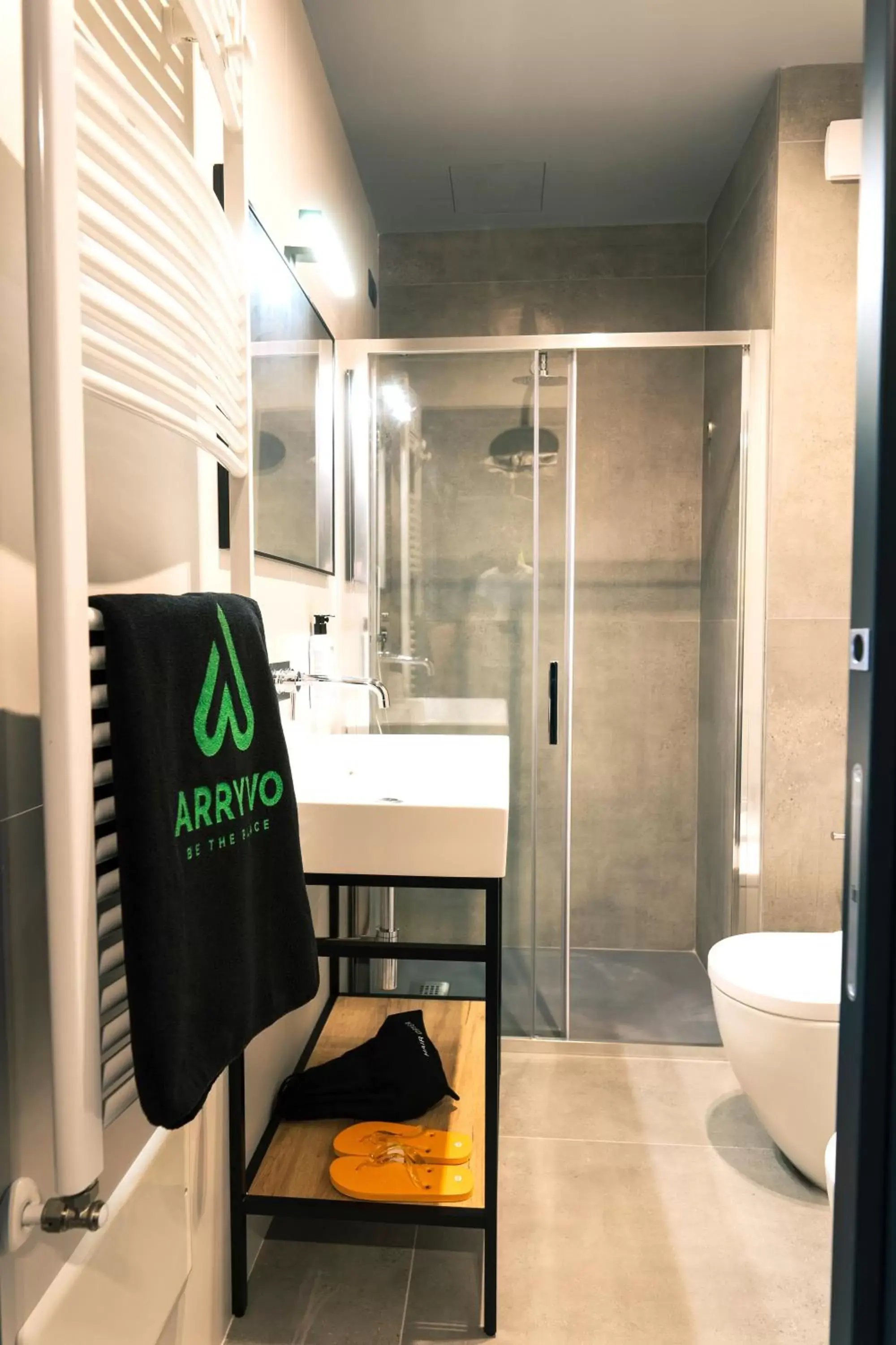 Shower, Bathroom in Arryvo Hotel