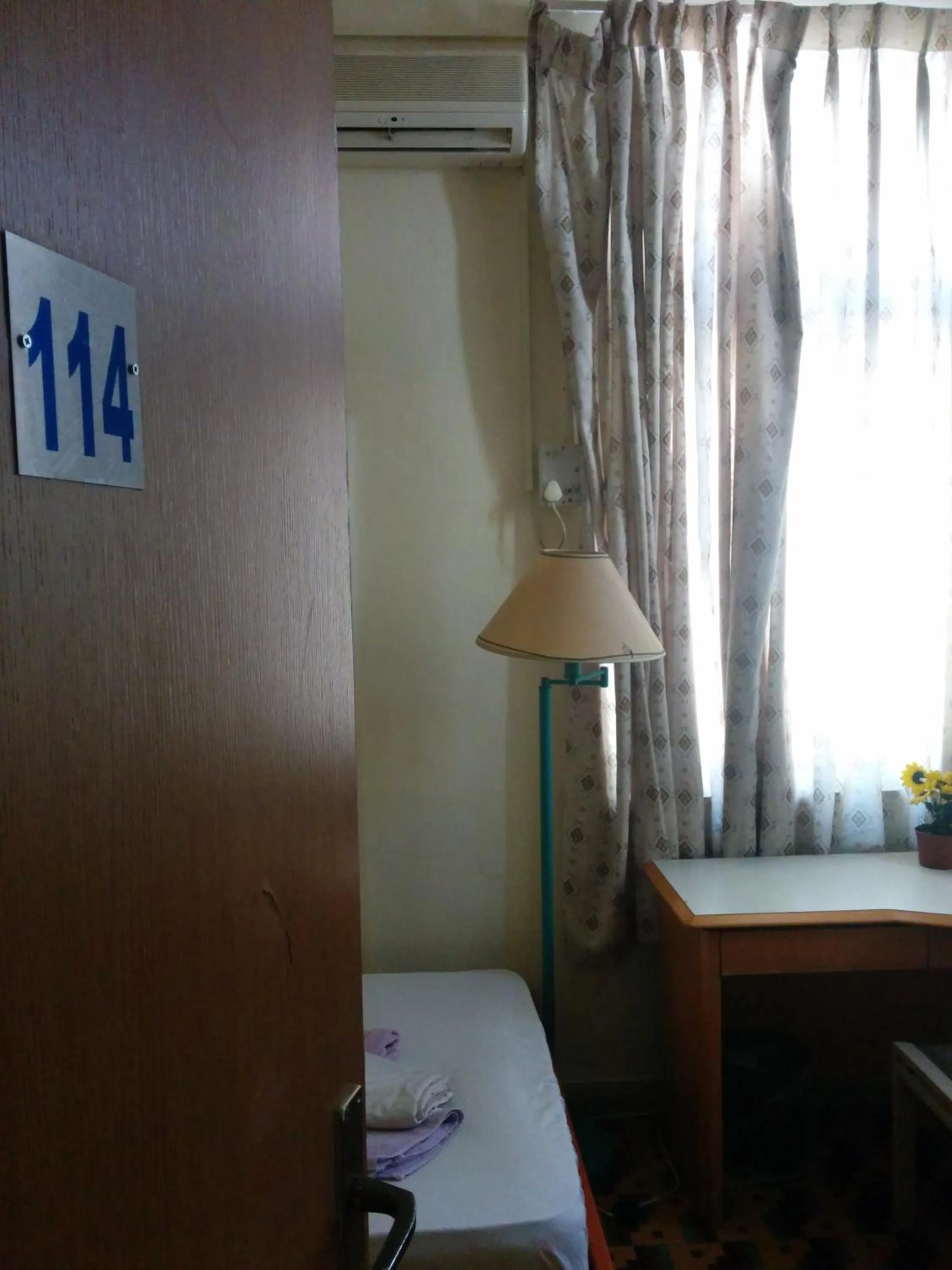 Bed in Momo's Hostel