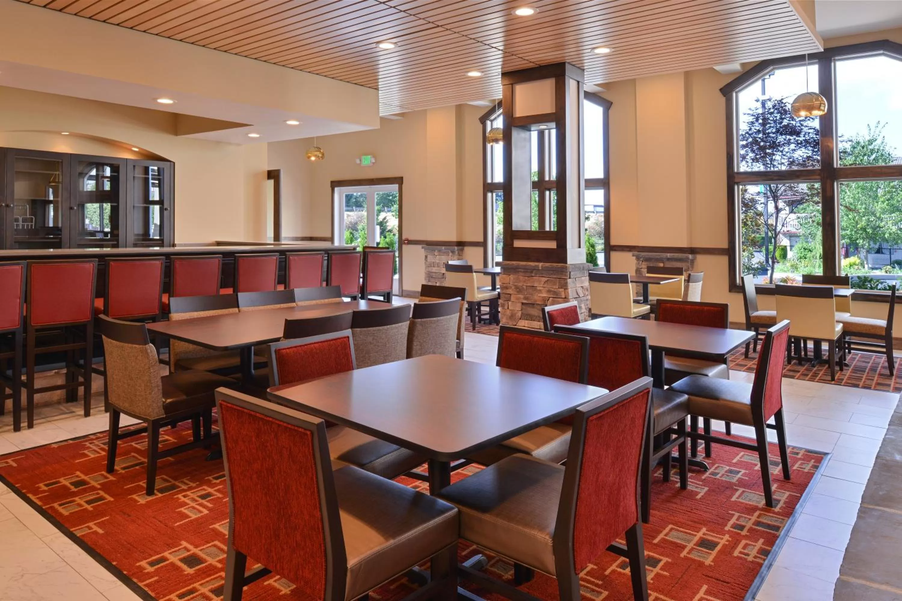 Restaurant/Places to Eat in Quality Inn & Suites Tacoma - Seattle