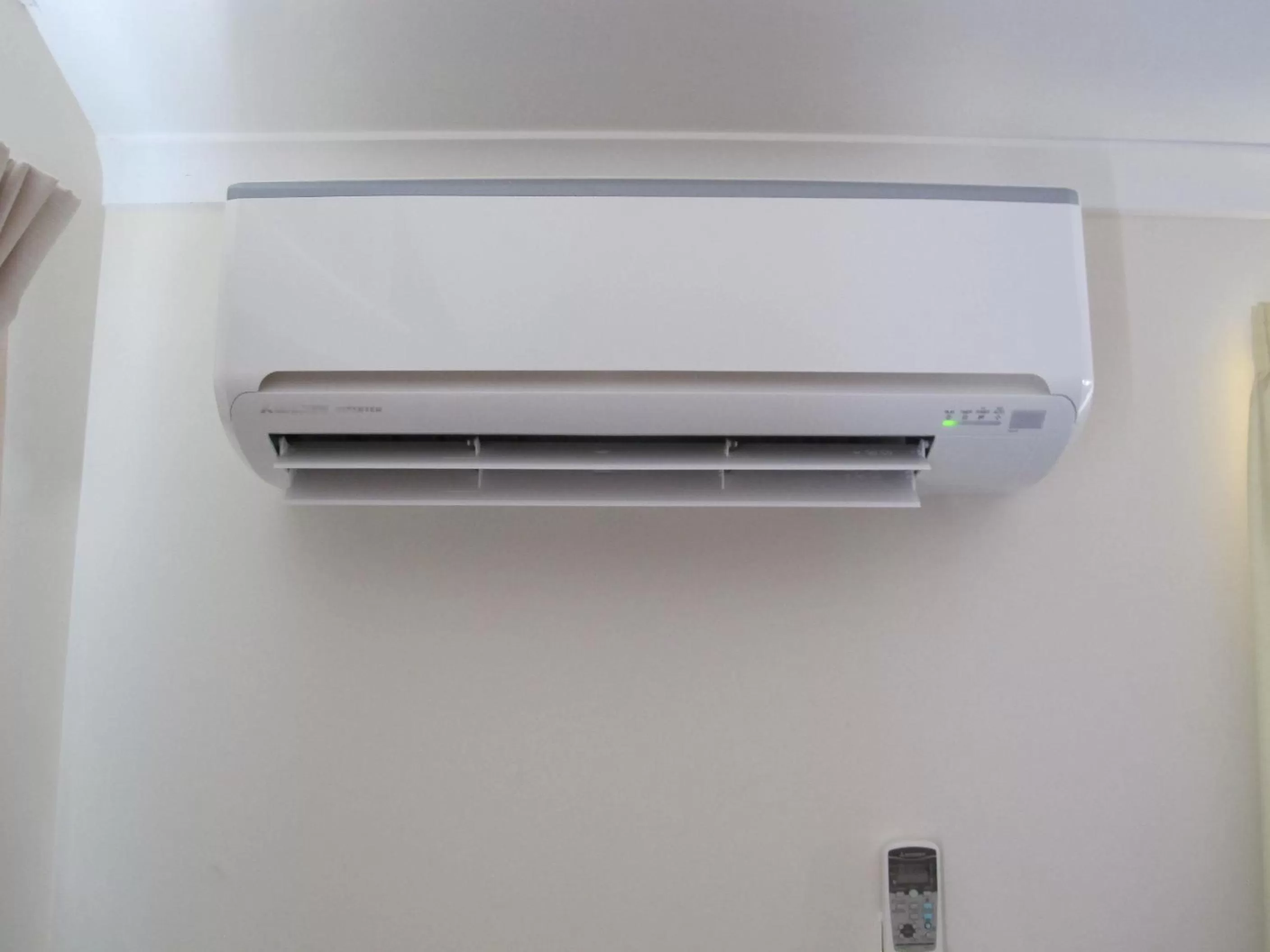 air conditioner in Merimbula Gardens Motel