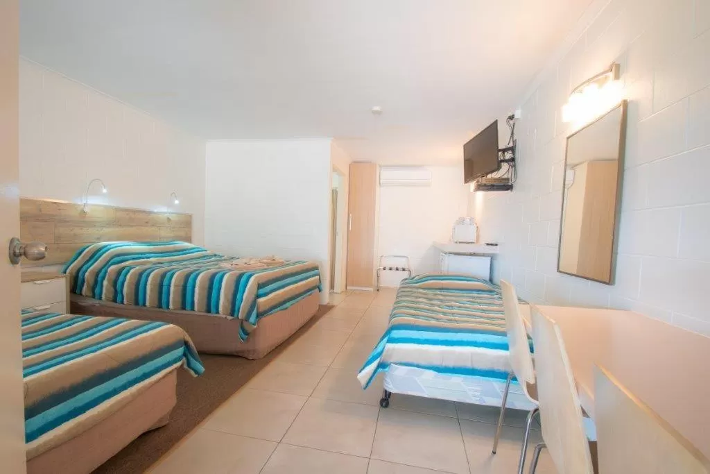 Photo of the whole room, Bed in A & A Motel