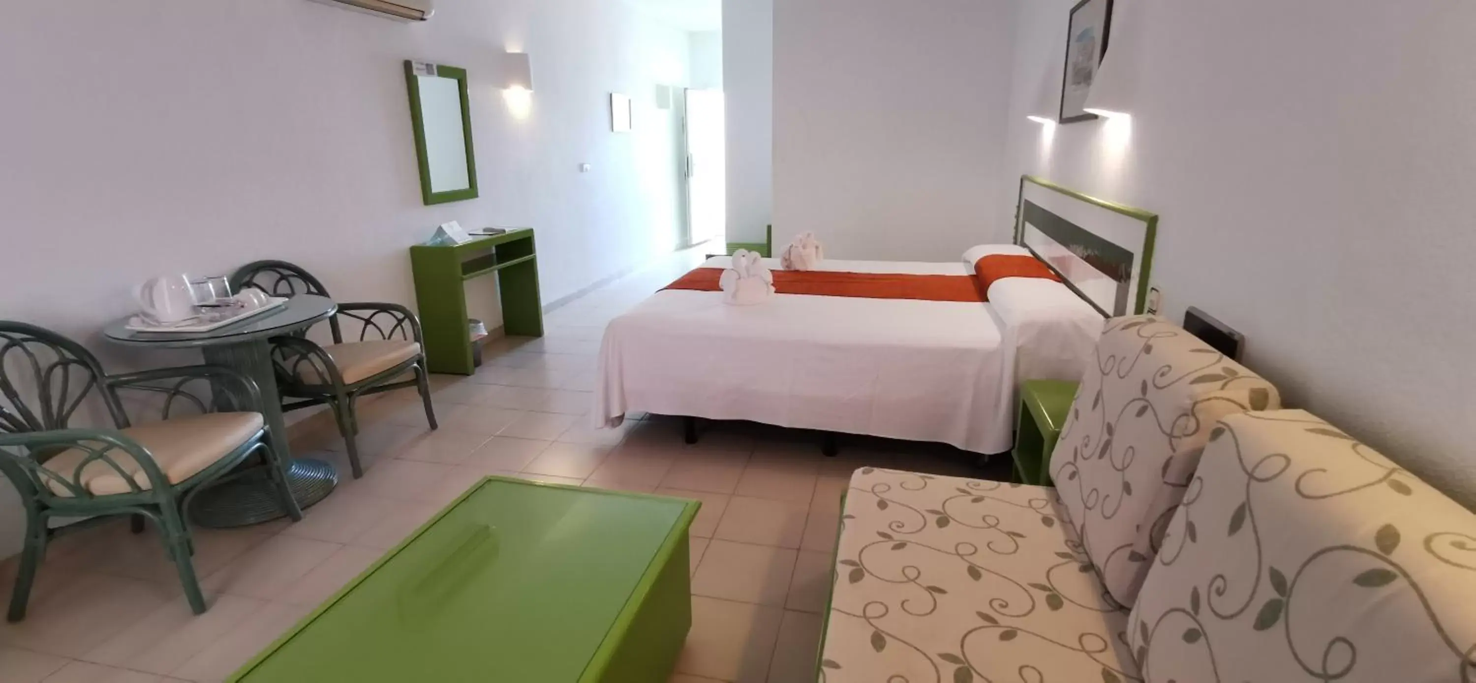 Bedroom in Hotel Puntazo II