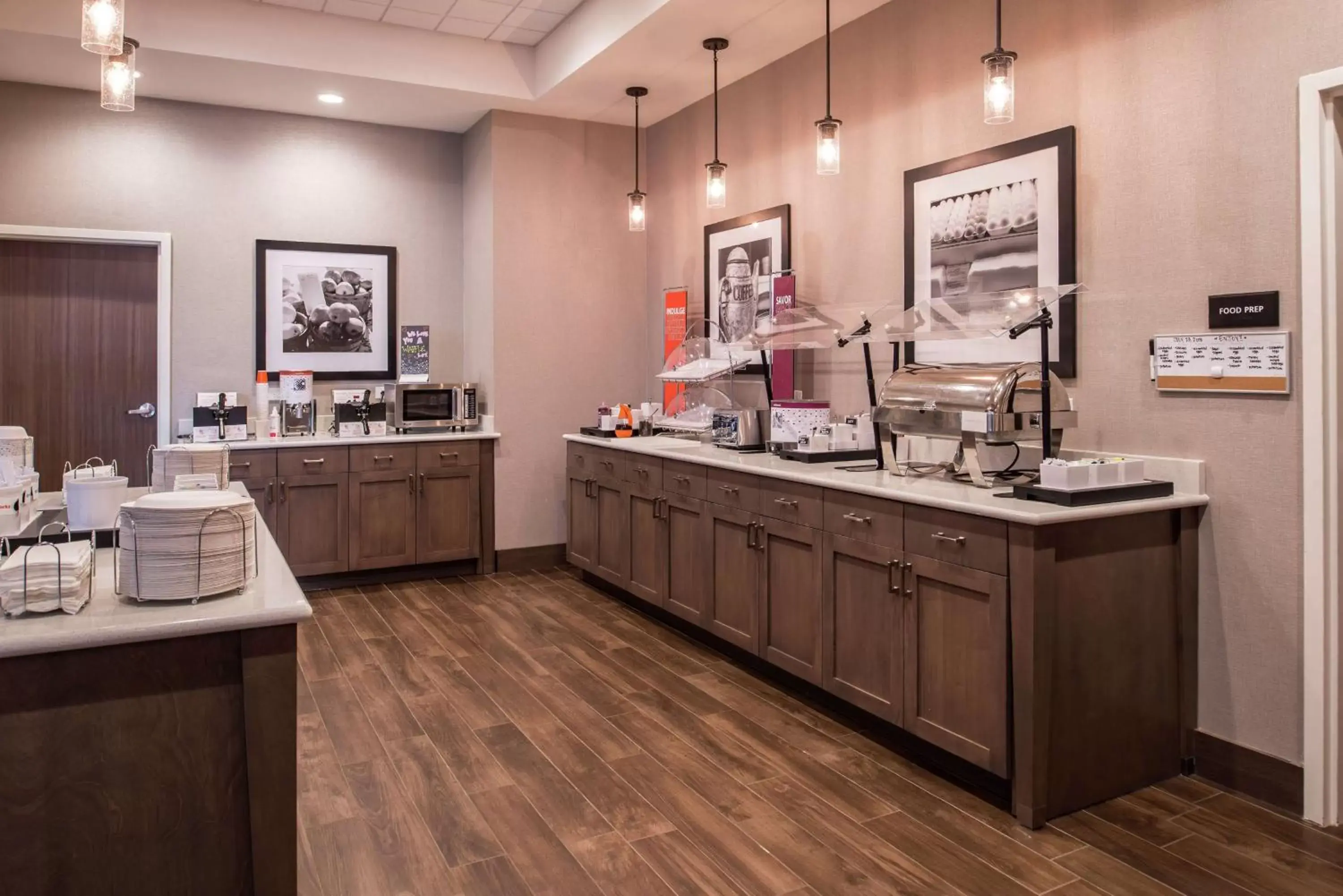 Dining area, Restaurant/Places to Eat in Hampton Inn Benson