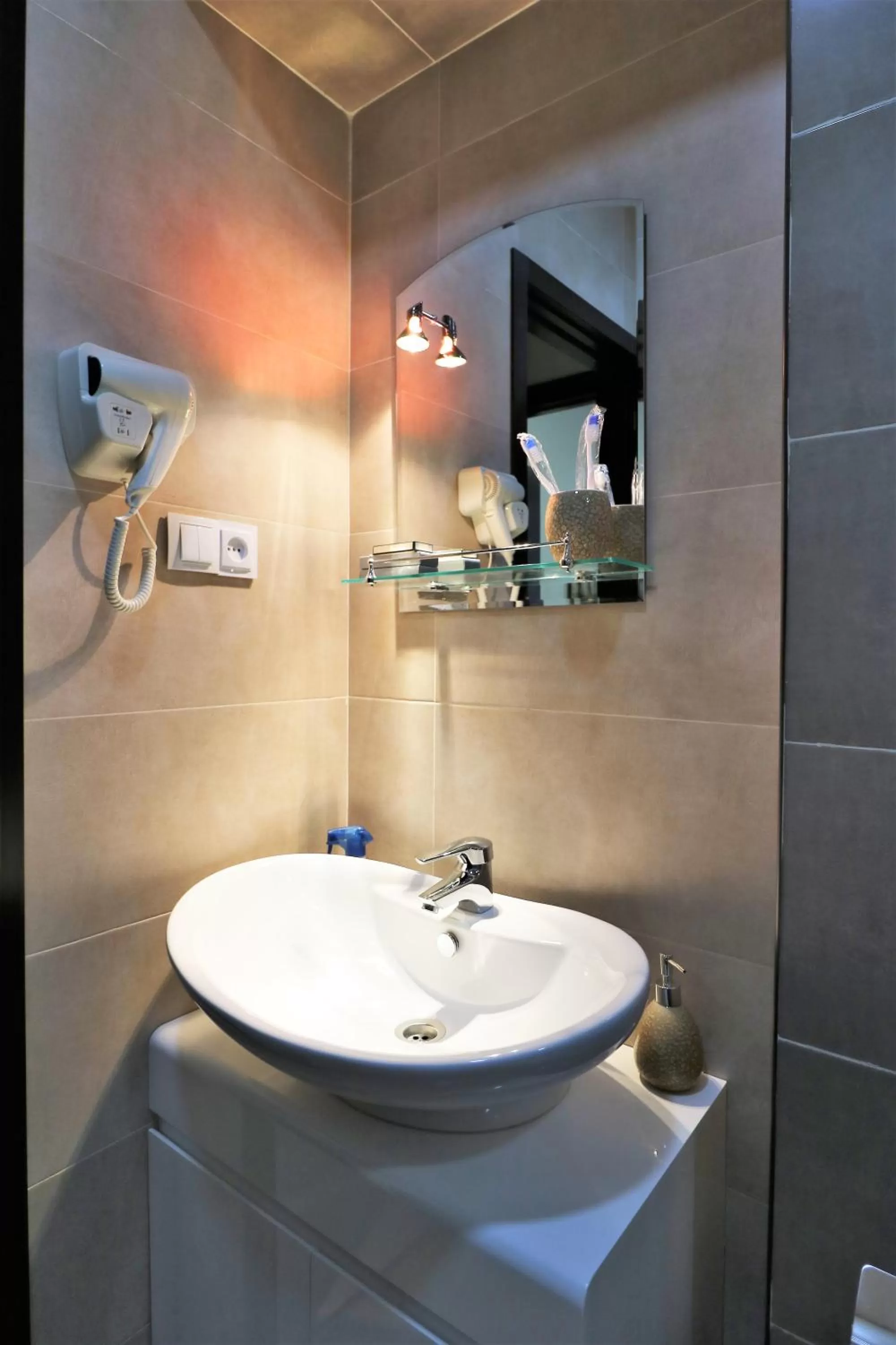 Bathroom in Hotel Liberty Theatre