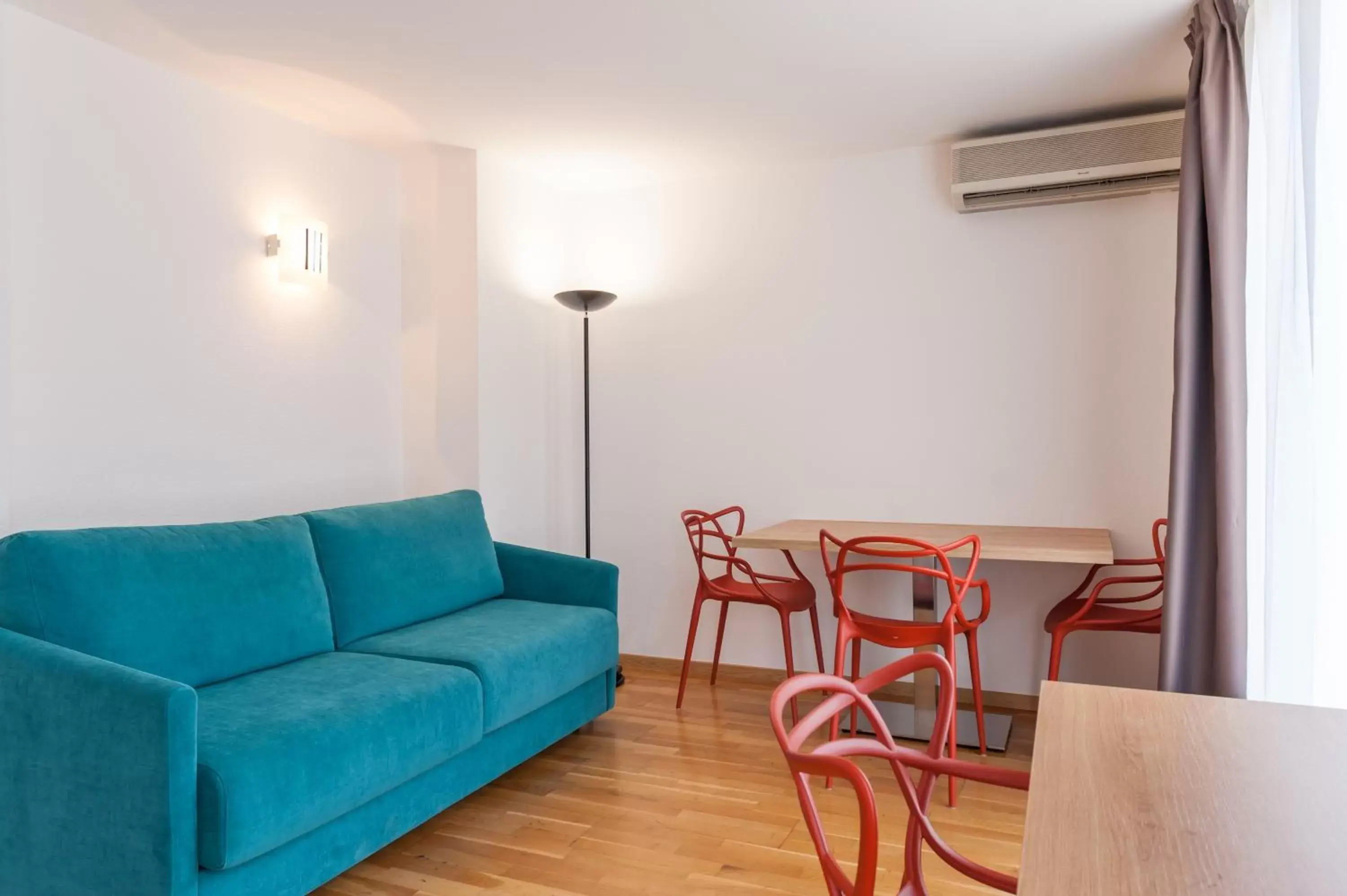 Living room, Seating Area in Residhotel Vieux Port