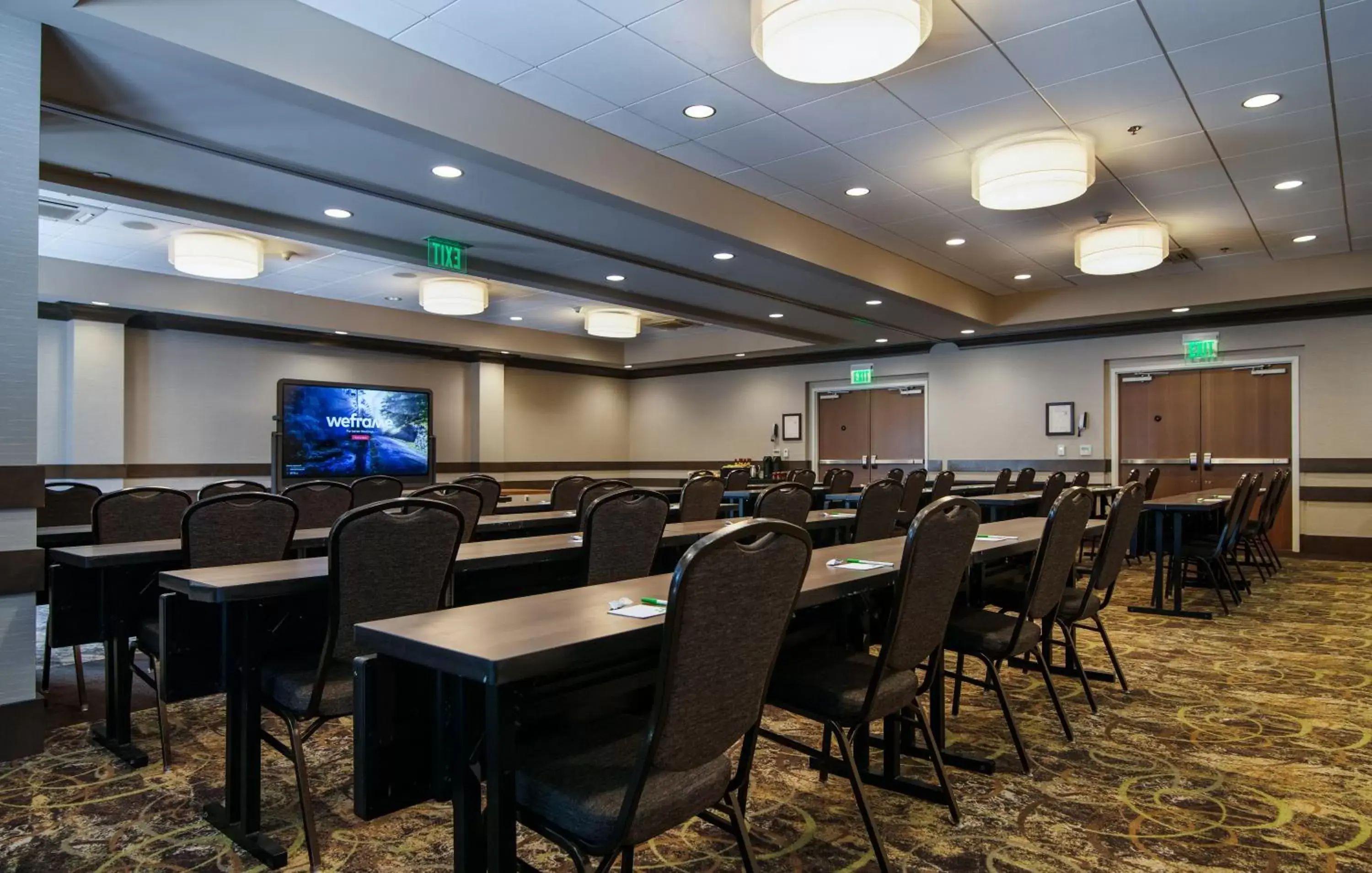 Meeting/conference room, Restaurant/Places to Eat in Holiday Inn Nashville Vanderbilt, an IHG Hotel