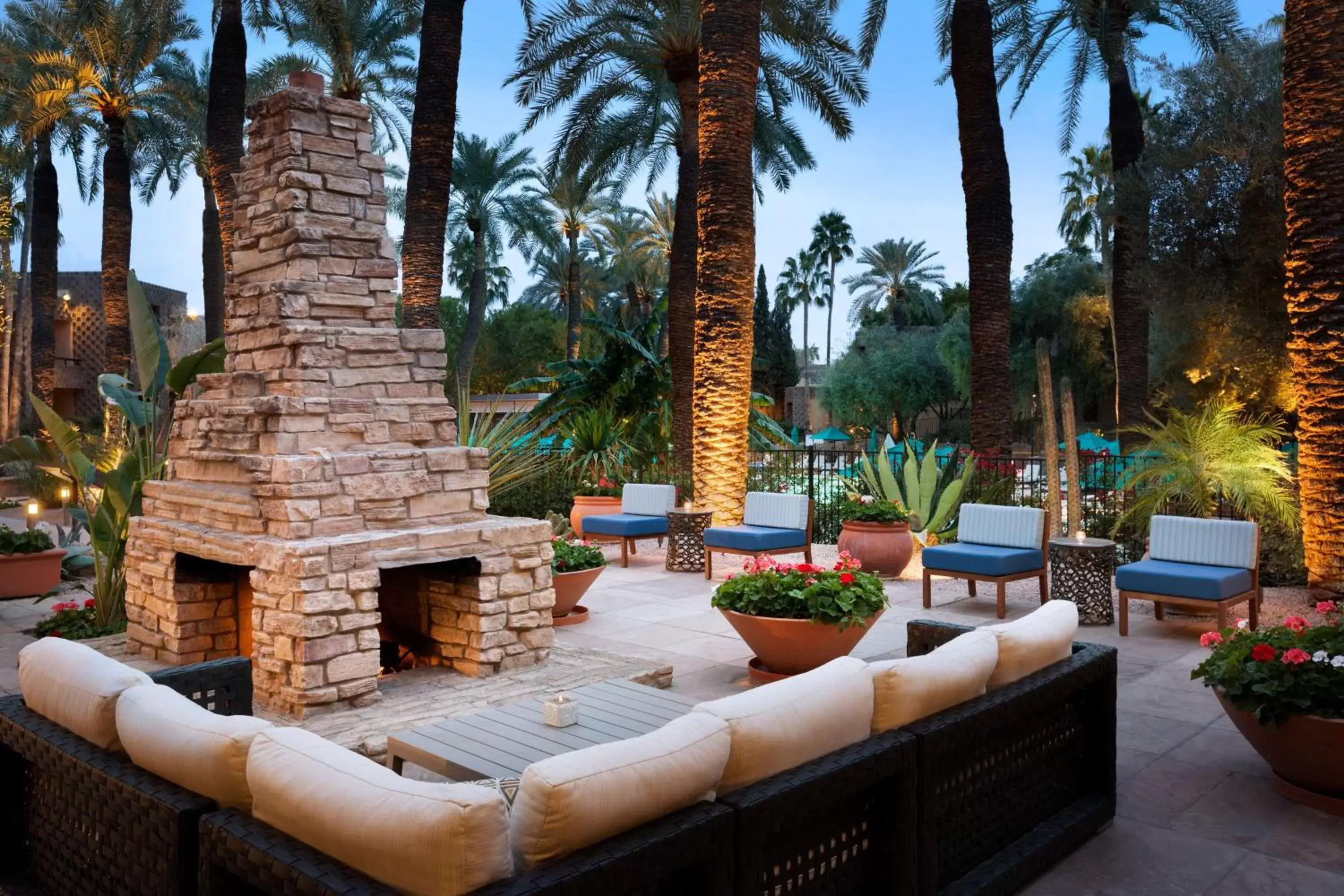 Patio in DoubleTree by Hilton Paradise Valley Resort Scottsdale