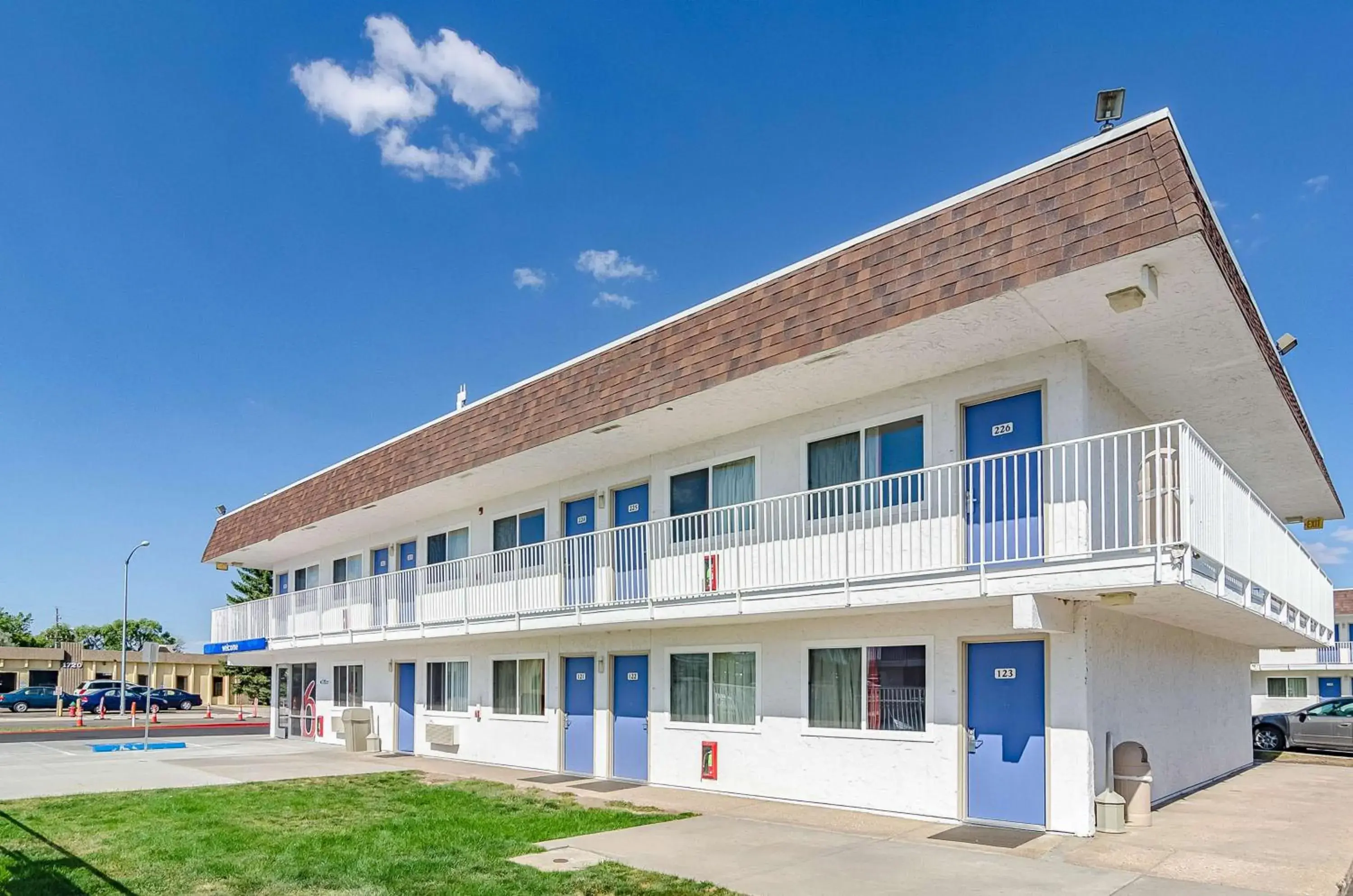 Property Building in Motel 6 Cheyenne