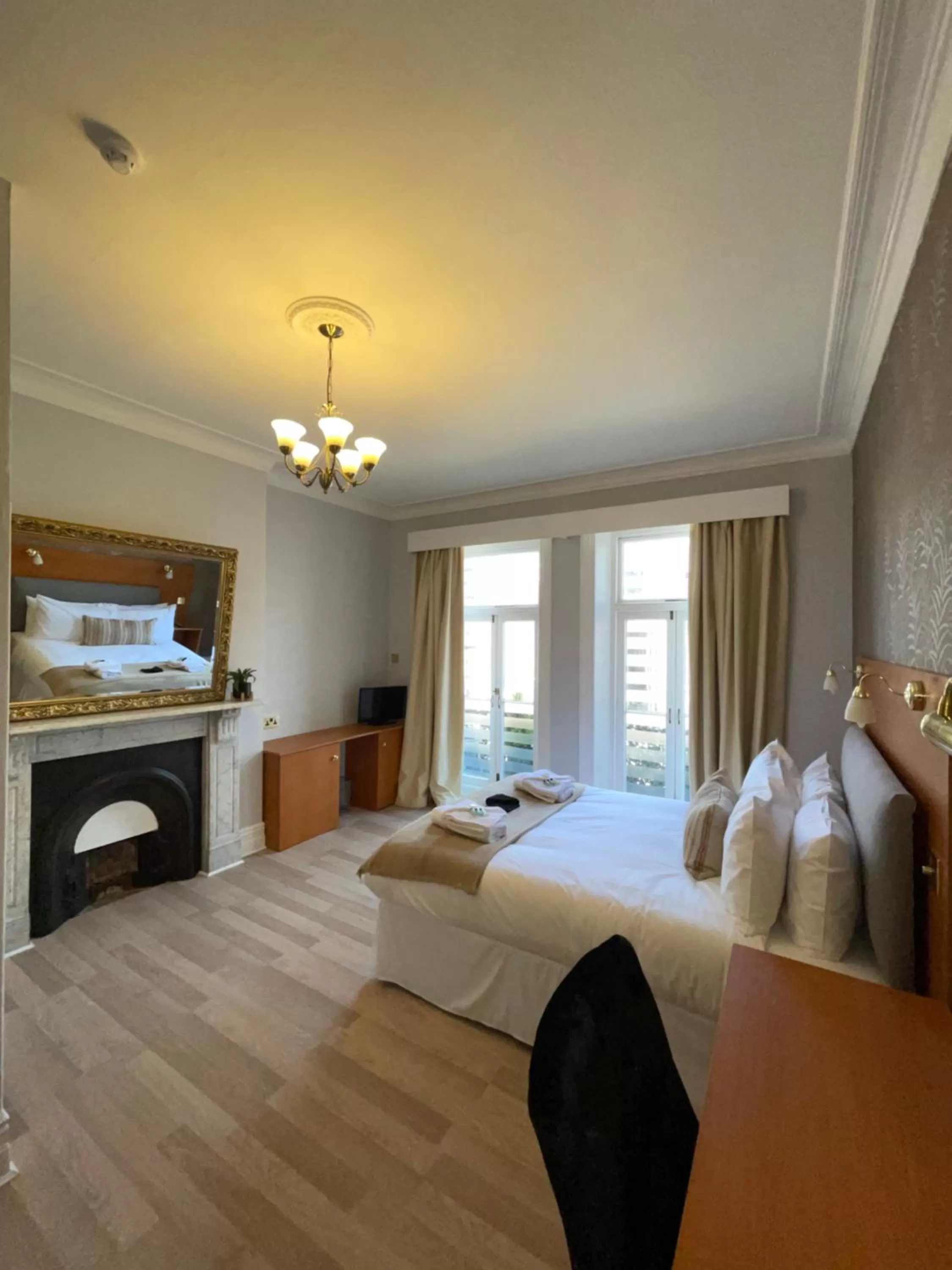 Bed in The Silver How