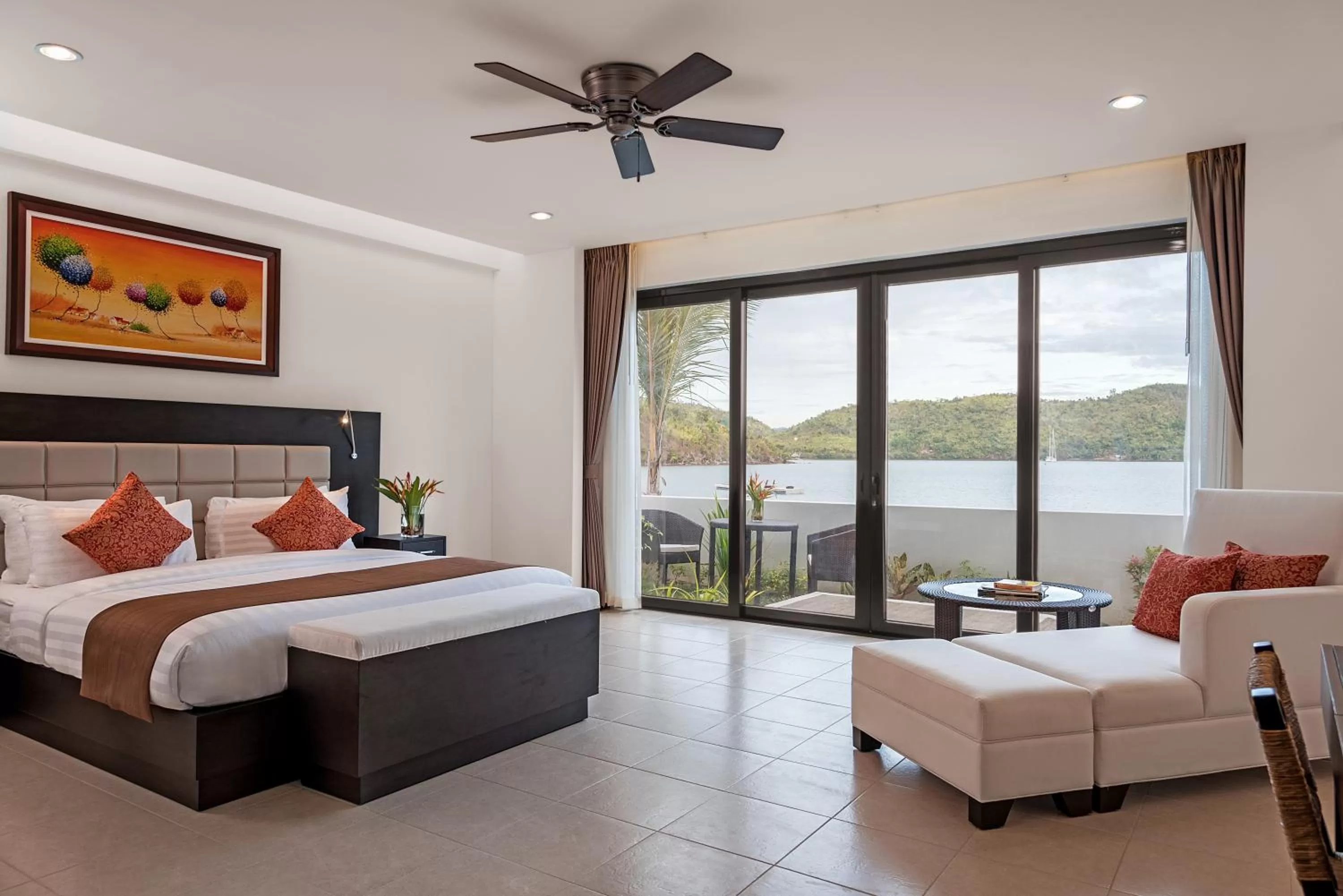 Bedroom, Bed in Busuanga Bay Lodge