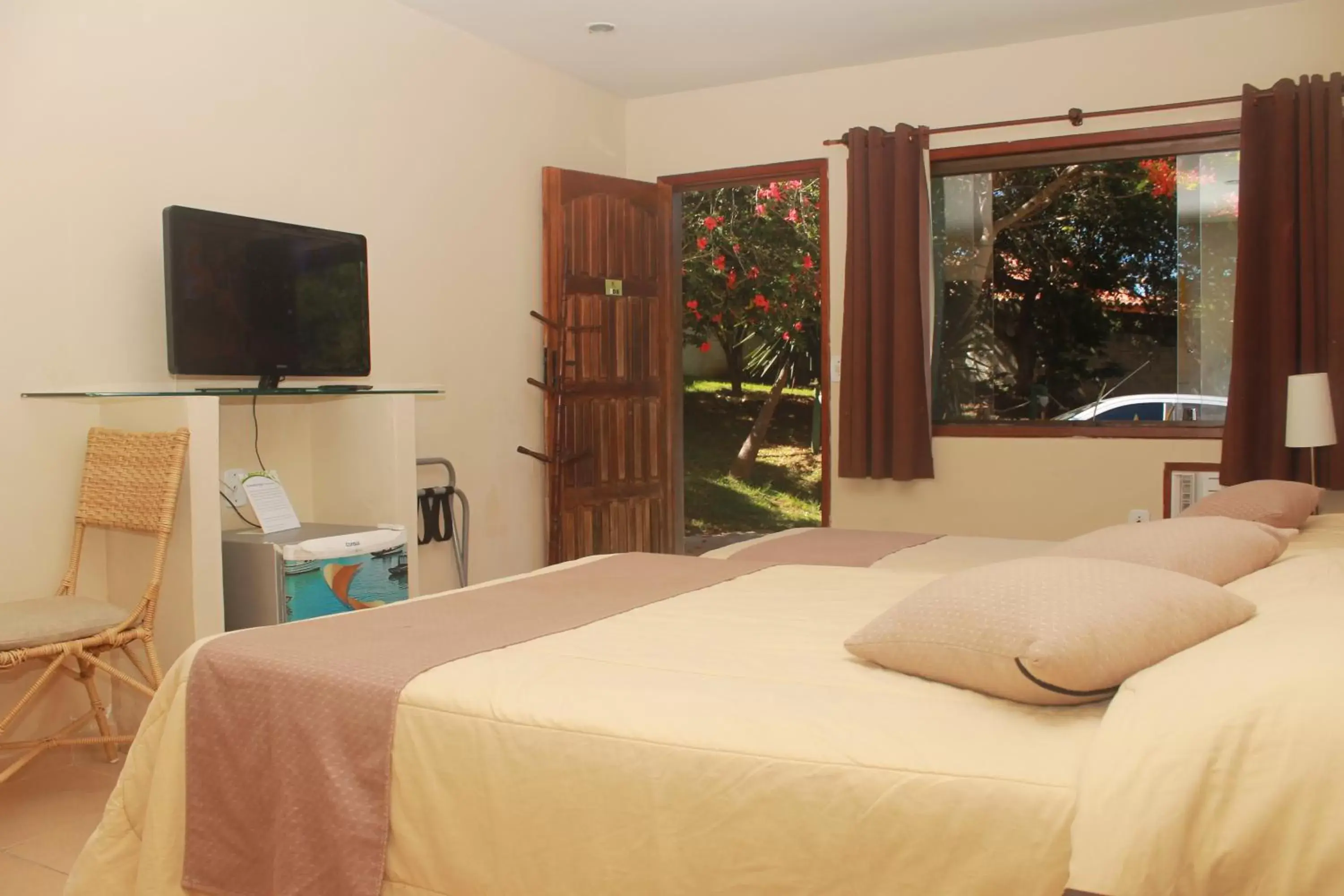 Photo of the whole room, Bed in Pousada New Paradise