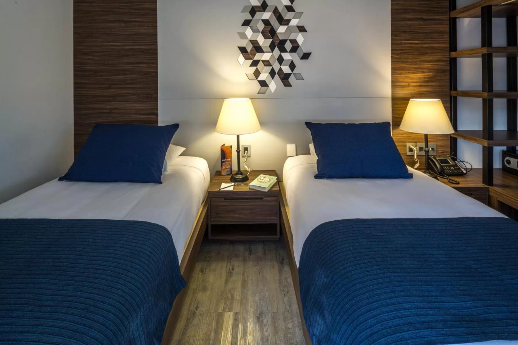 Bed in FlowSuites WTC