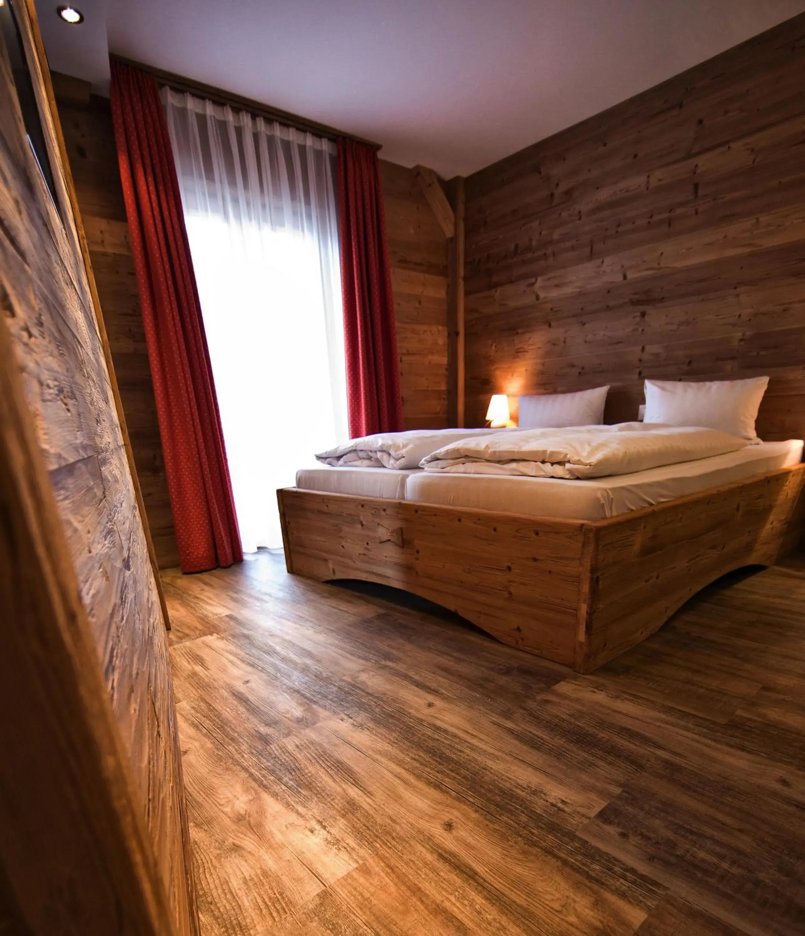 Photo of the whole room, Bed in Arosa Vetter Hotel