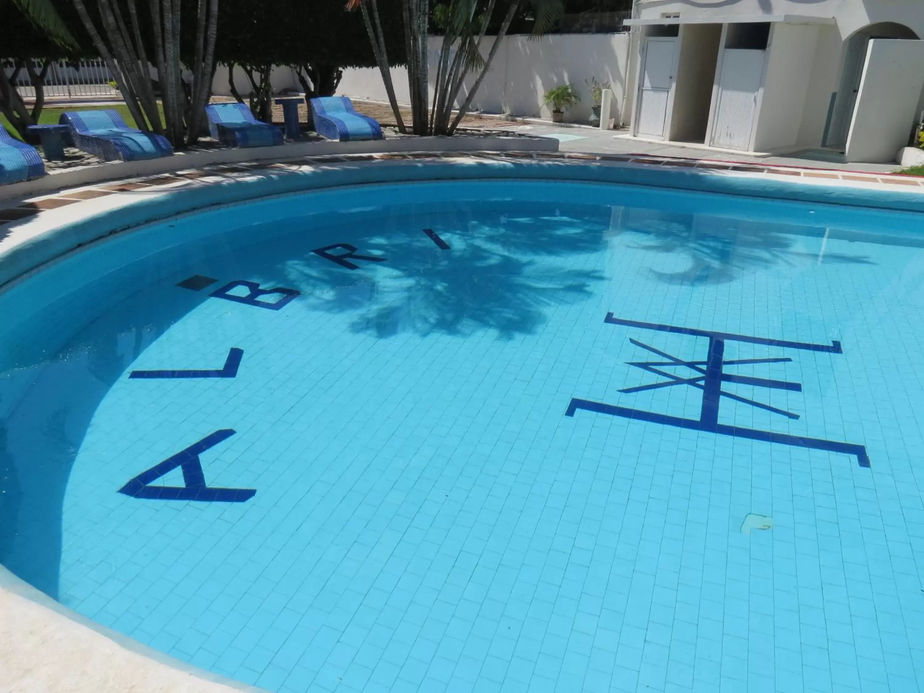 Pool view, Swimming Pool in Hotel Albri by Rotamundos