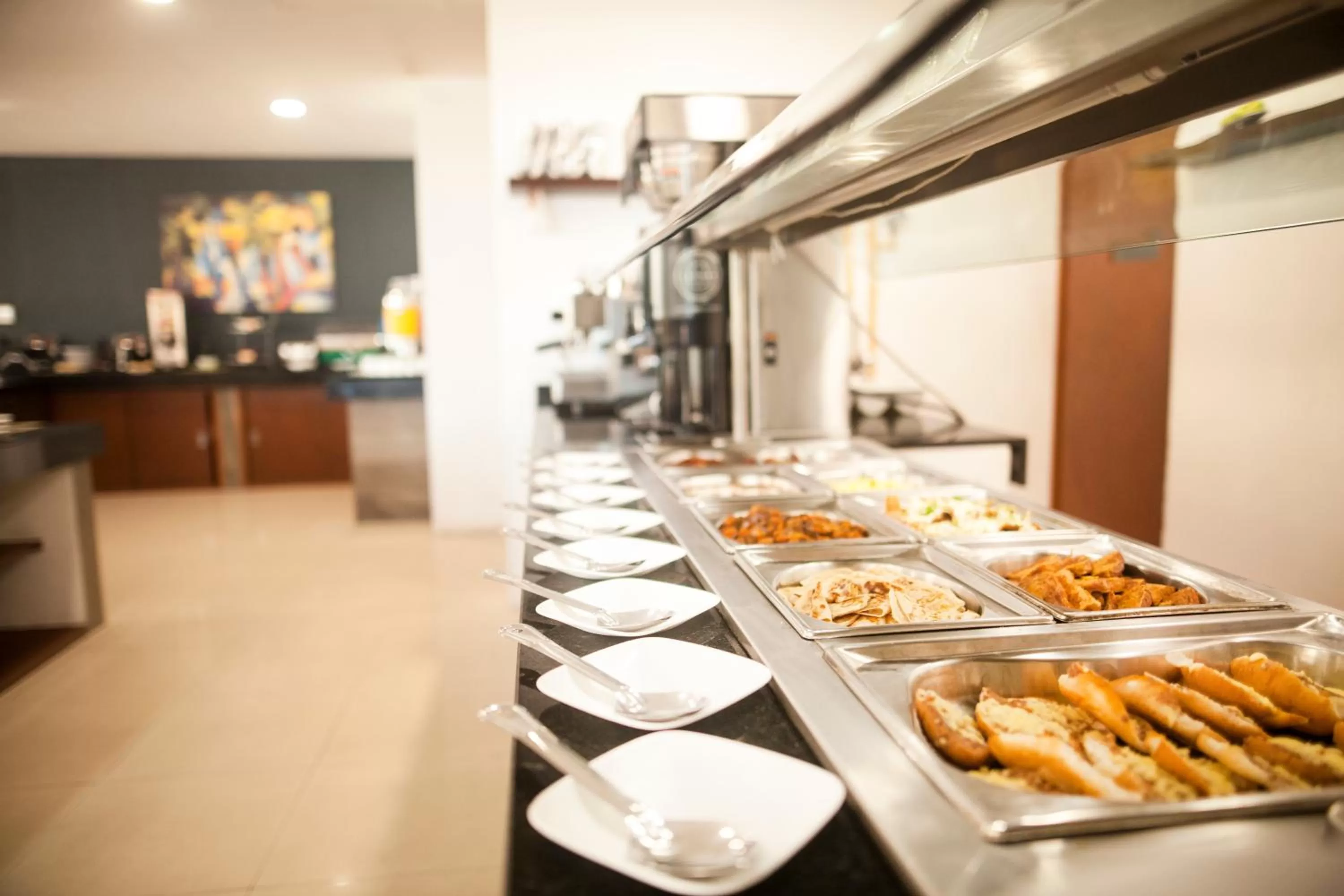 Restaurant/places to eat in Wyndham Garden Cancun Downtown