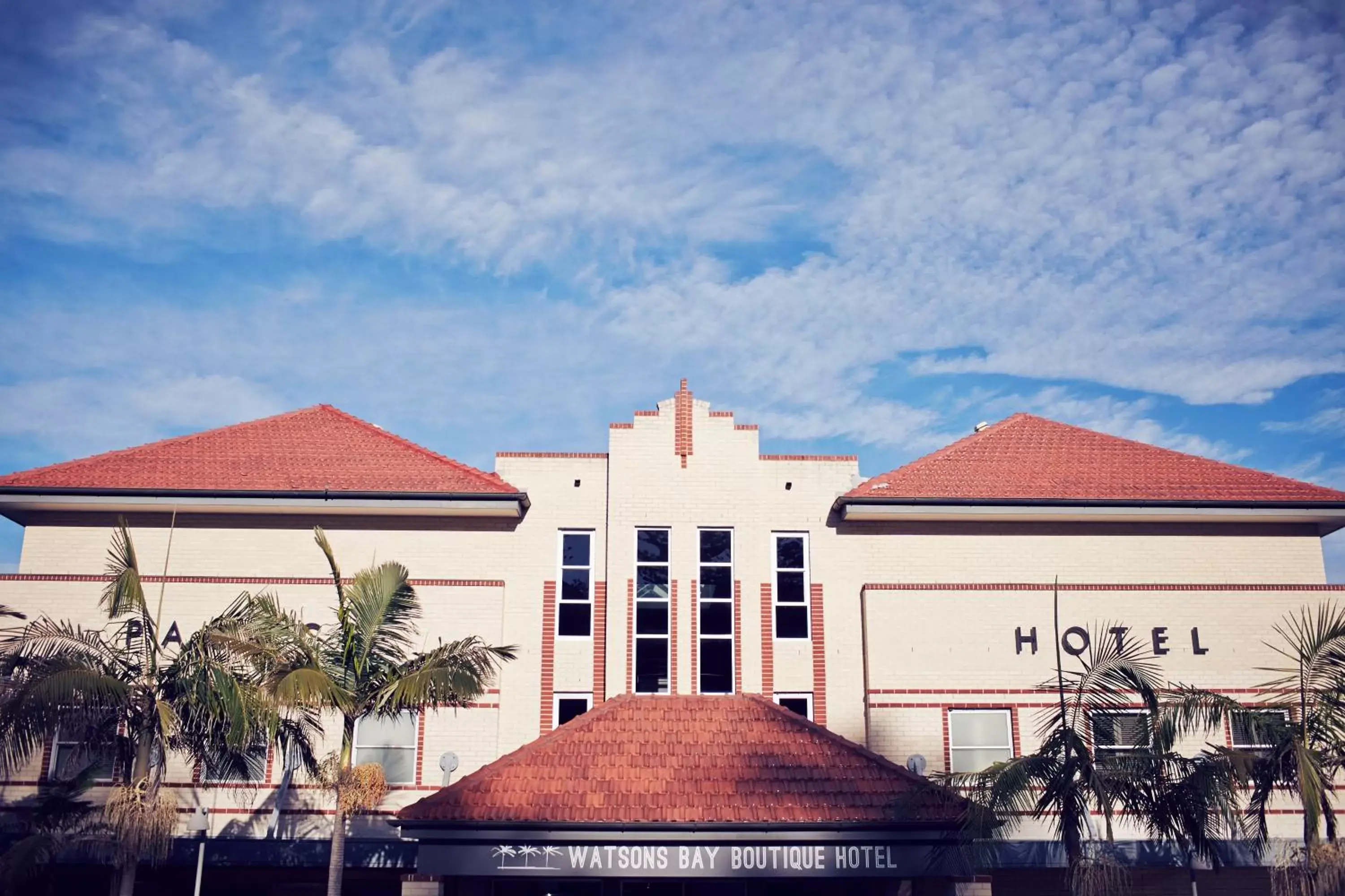 Facade/entrance in Watsons Bay Boutique Hotel Facade/entrance in Watsons Bay Boutique Hotel