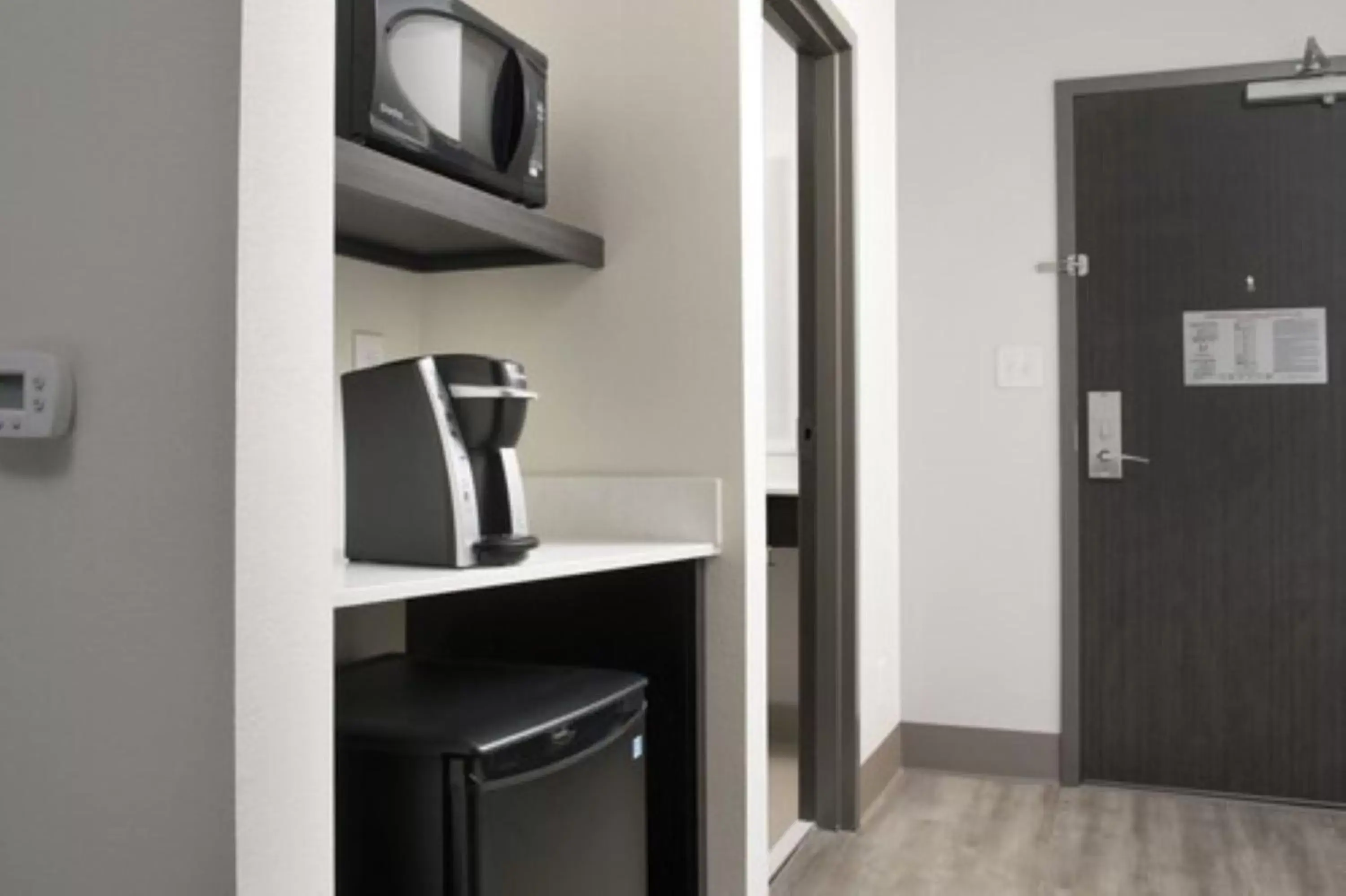 Photo of the whole room in Holiday Inn Express & Suites - North Brunswick by IHG Photo of the whole room in Holiday Inn Express & Suites - North Brunswick by IHG