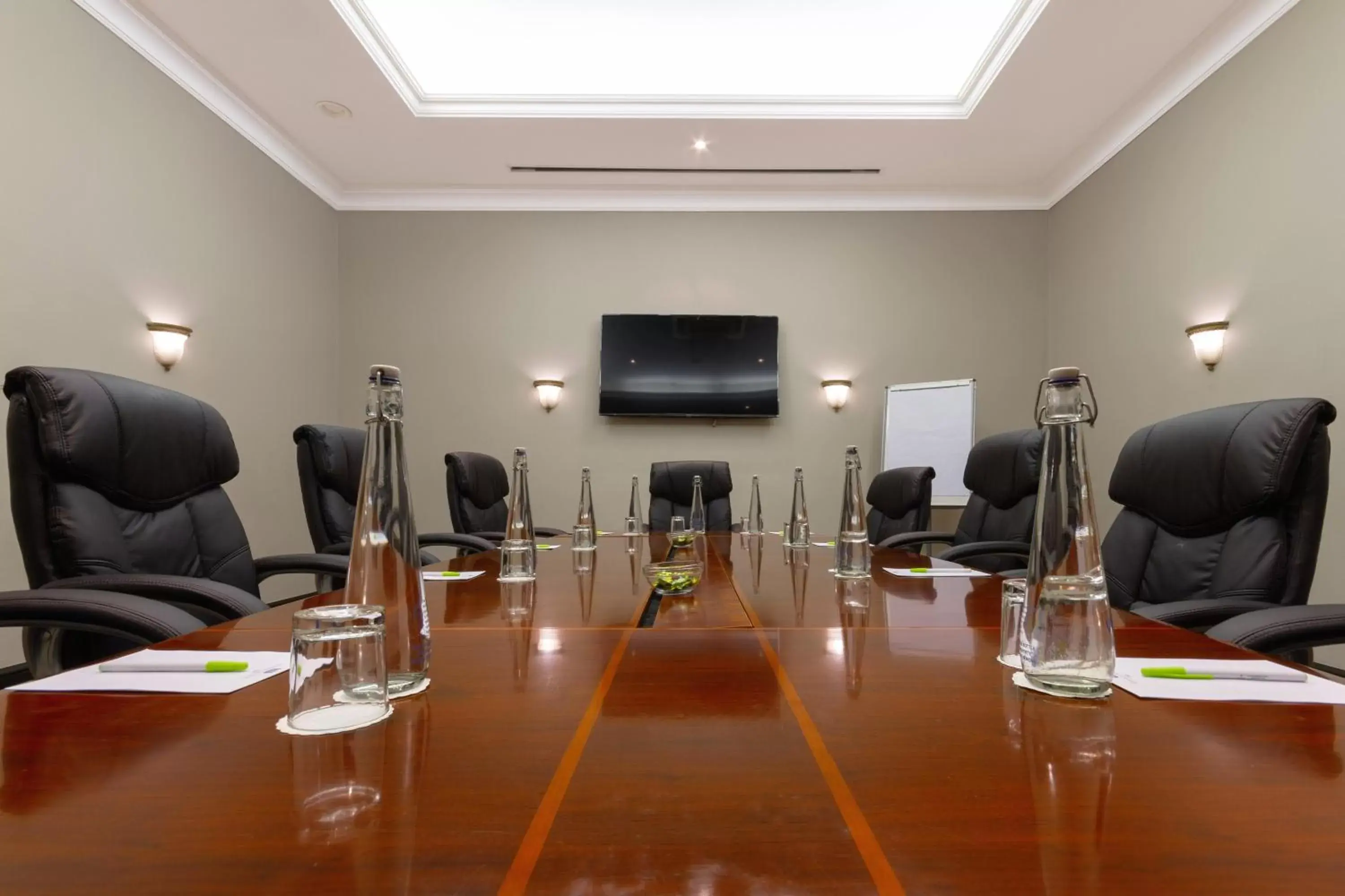 Meeting/conference room, Business Area/Conference Room in Holiday Inn - Johannesburg Sunnyside Park, an IHG Hotel