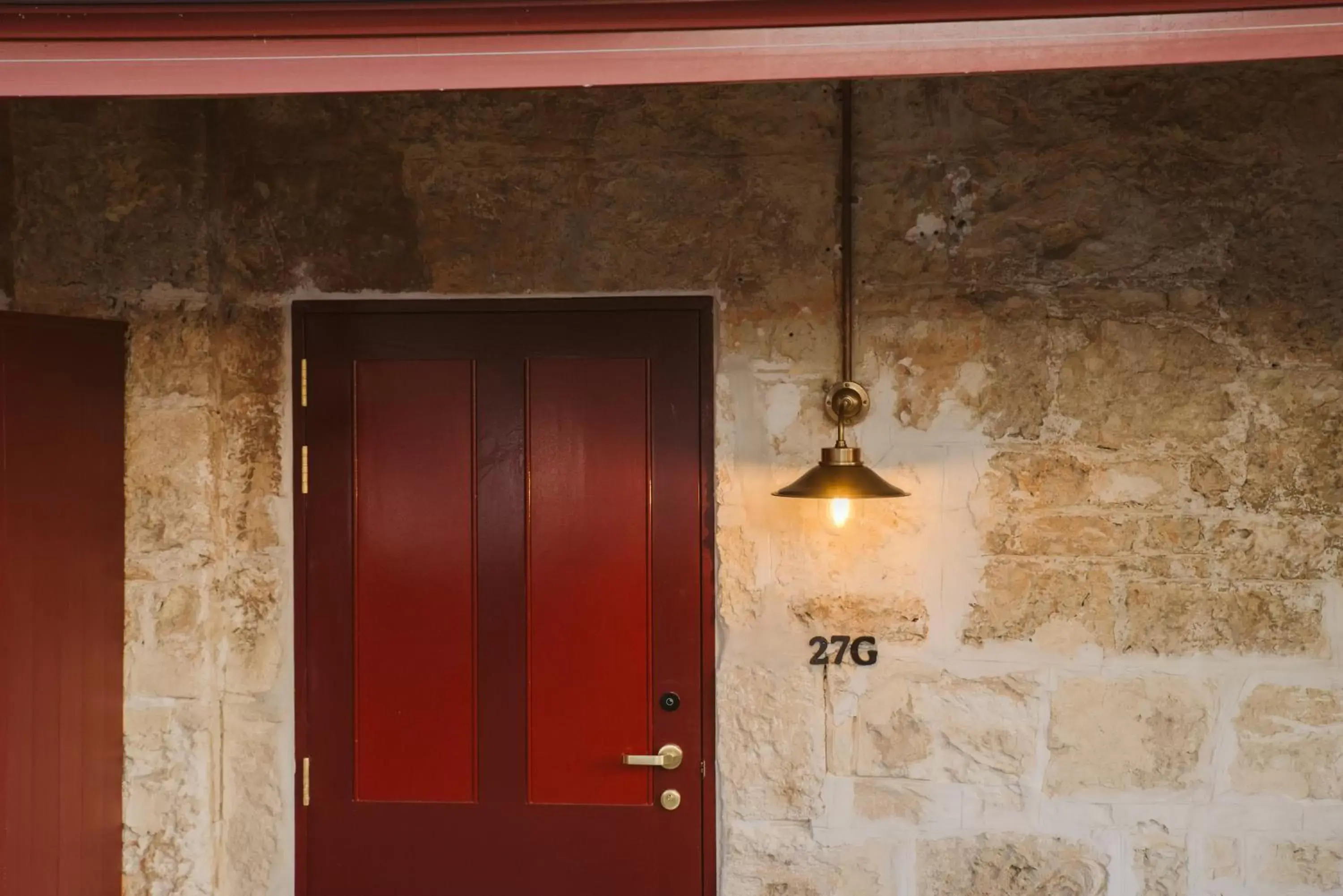 Facade/entrance in Warders Hotel Fremantle Markets