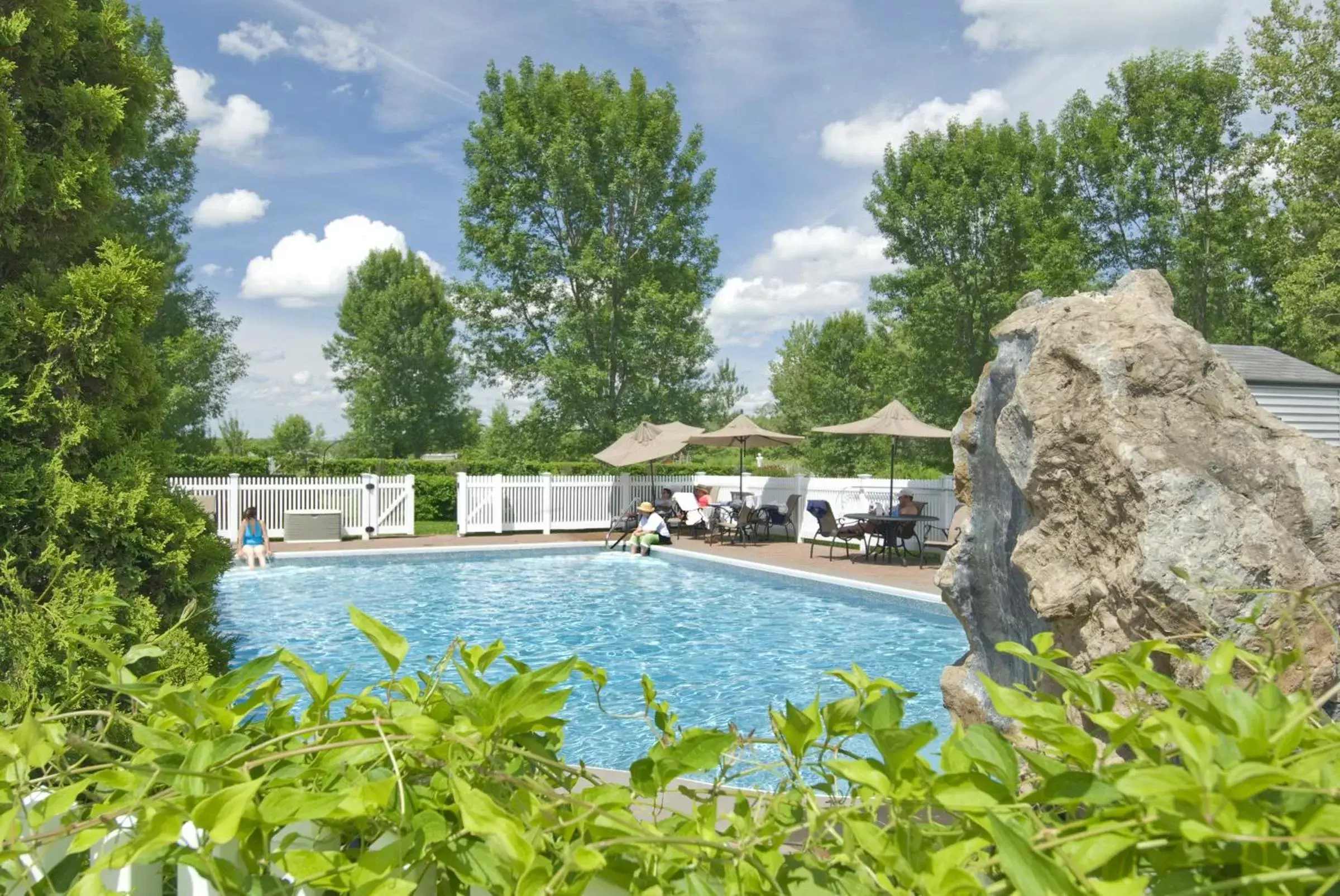 Swimming Pool in The Essex Resort & Spa