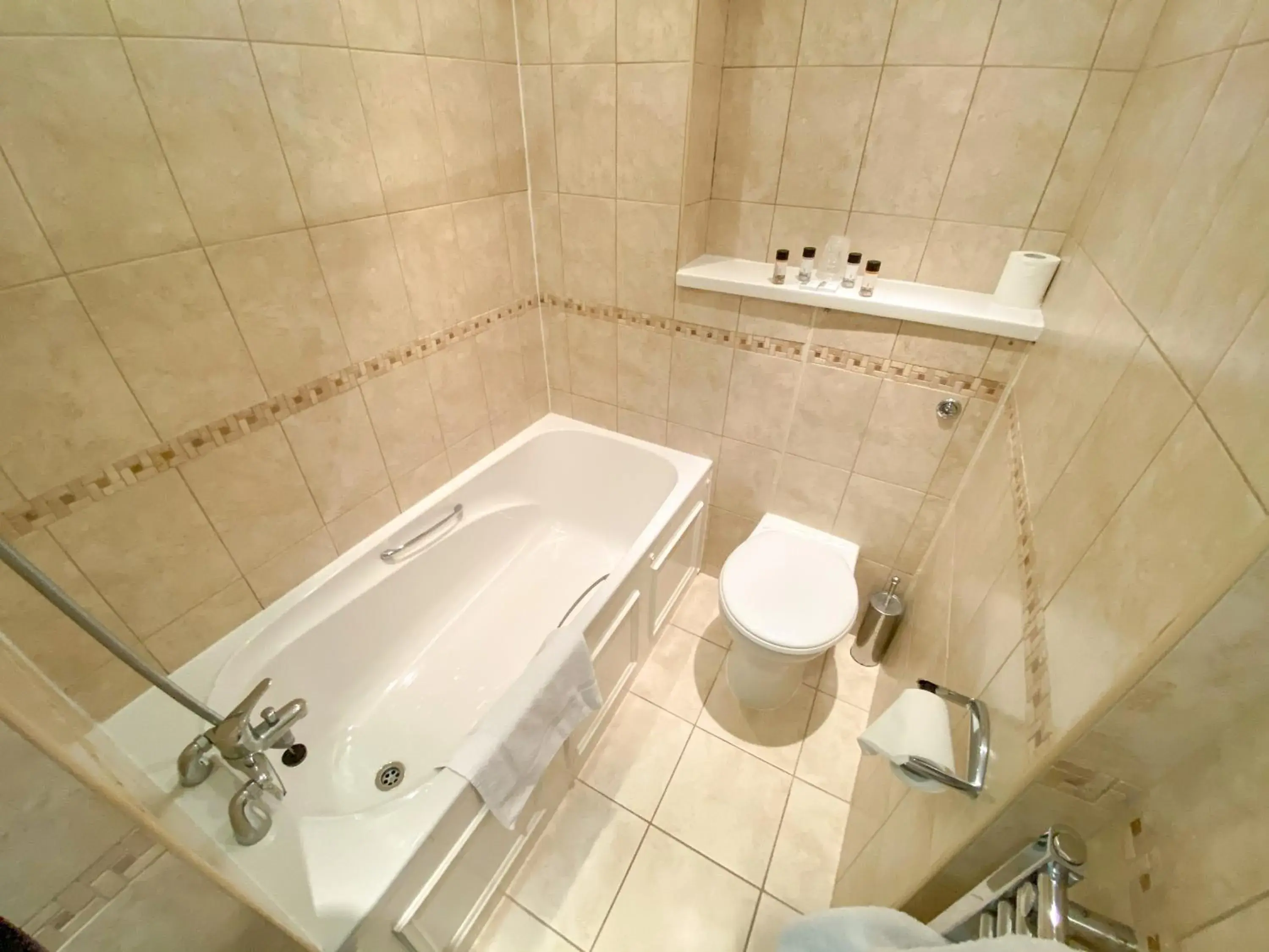 Bathroom in Best Western York House Hotel