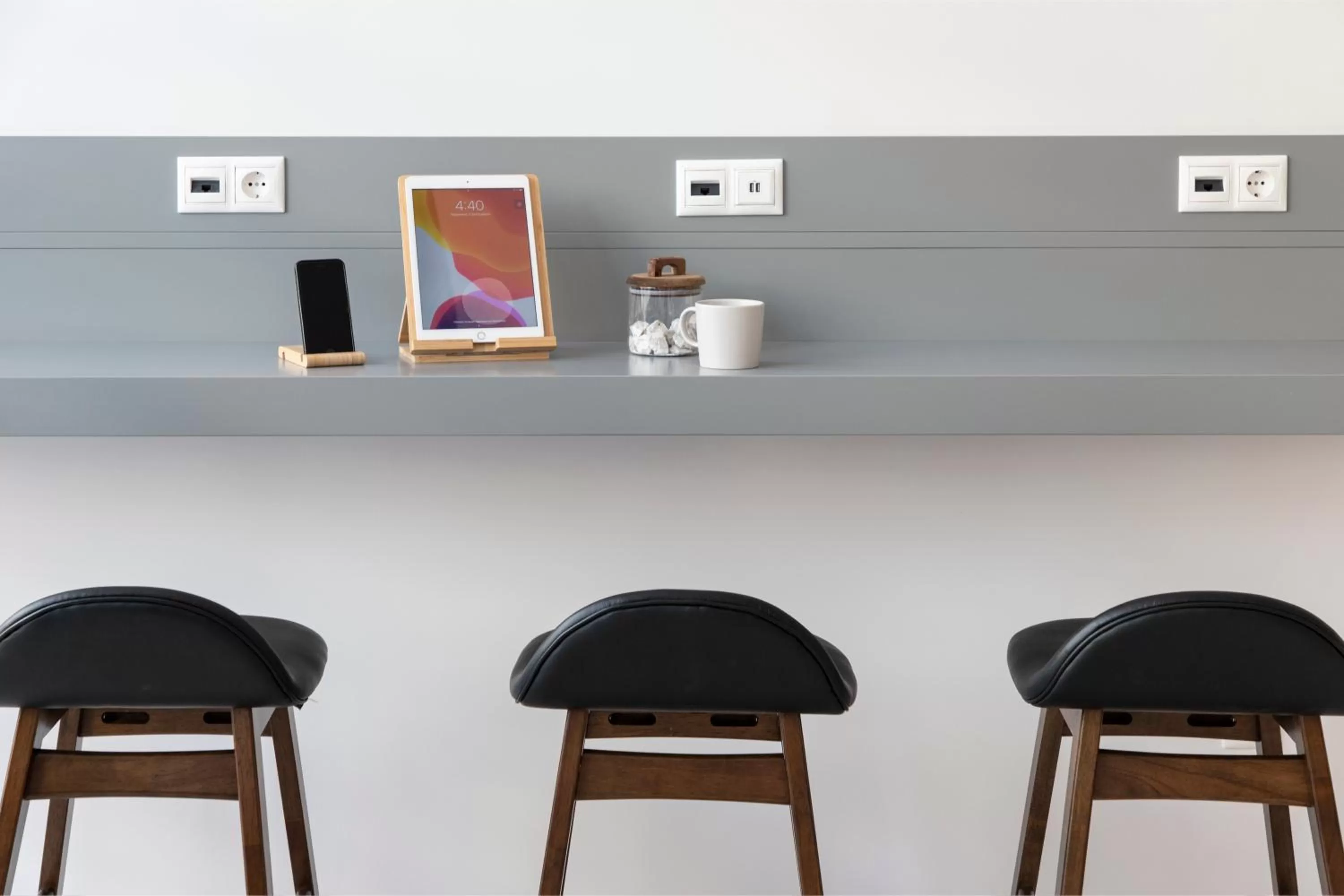 Restaurant/places to eat in Gallery Suites & Residences Piraeus