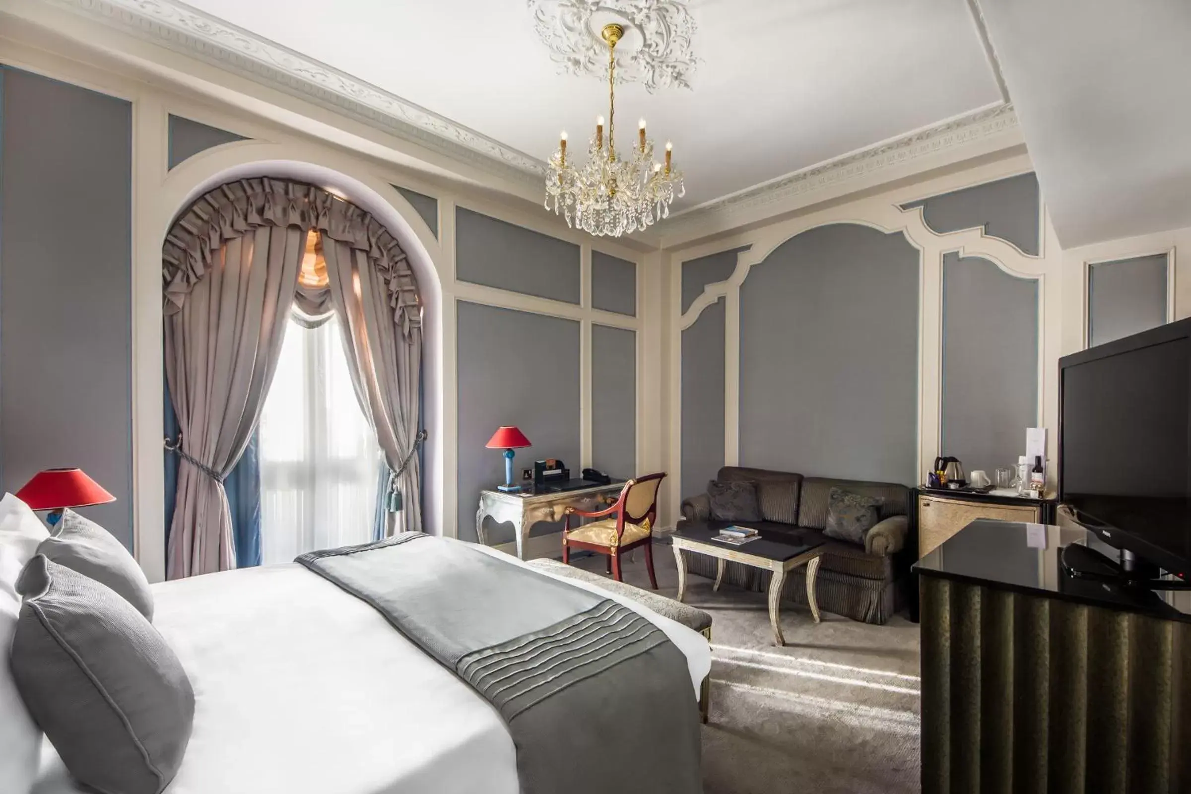 Bedroom in Bentley London
