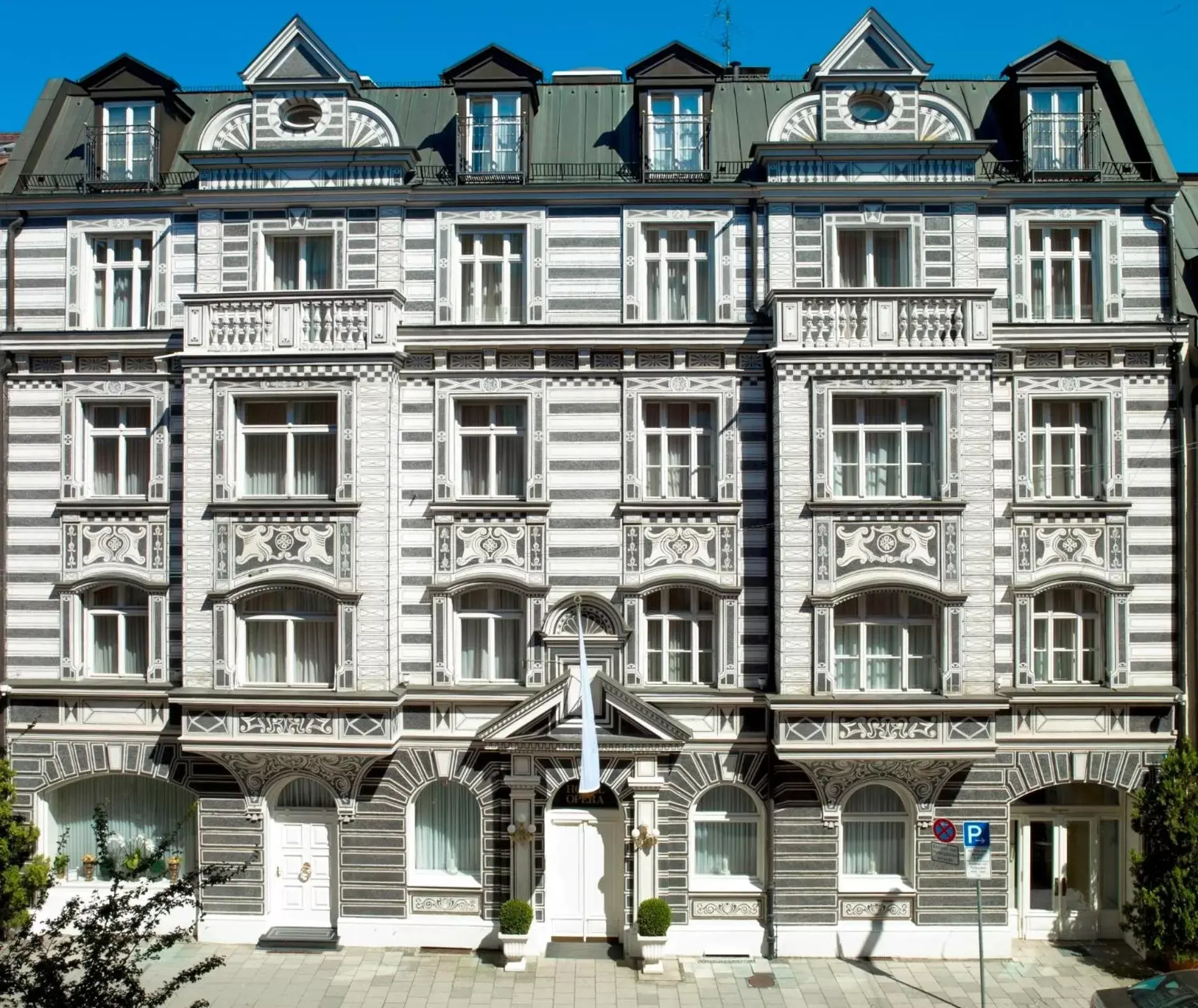 Facade/entrance, Property Building in Hotel Opera