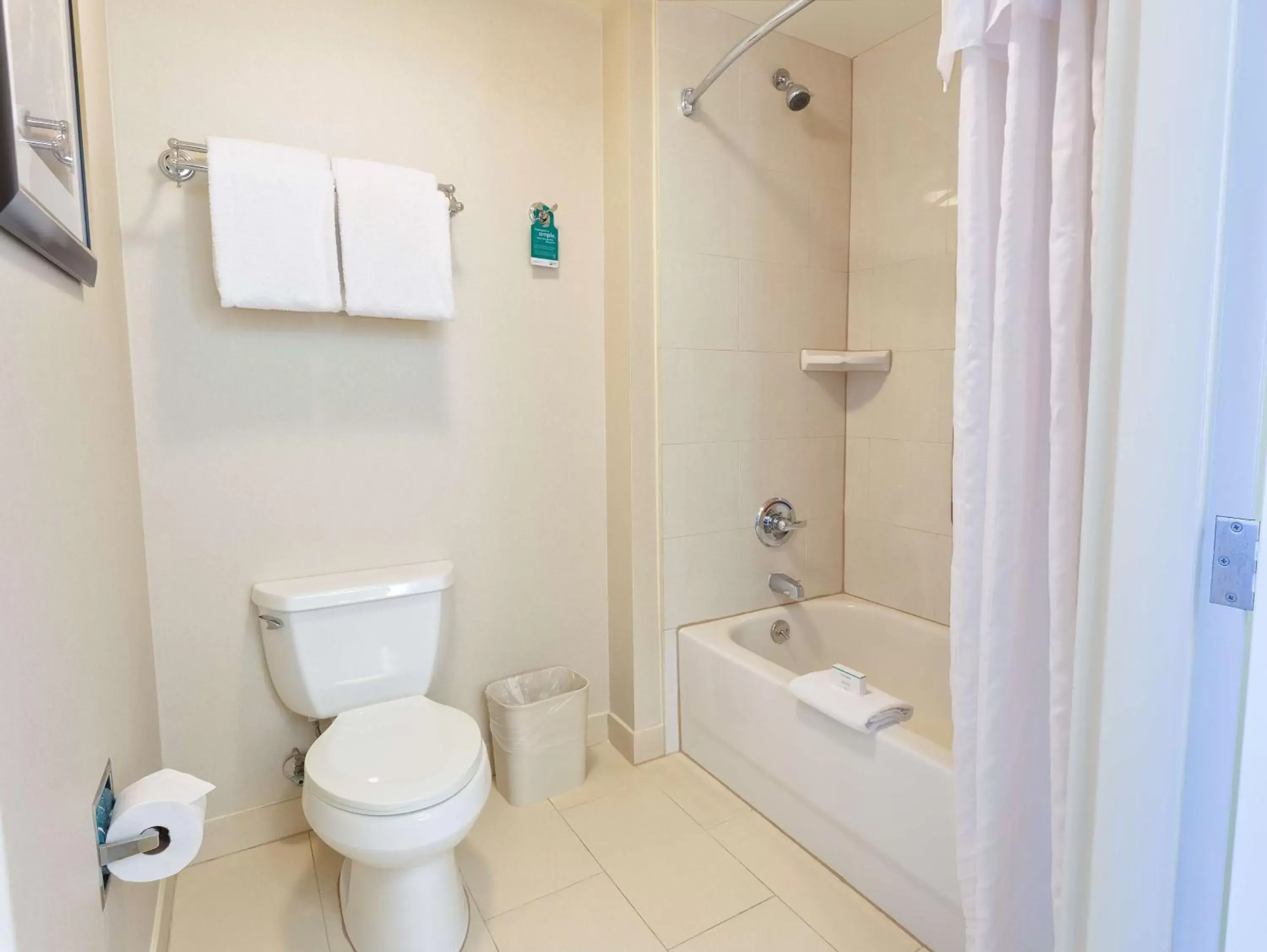 Bathroom in Homewood Suites by Hilton Carlsbad-North San Diego County