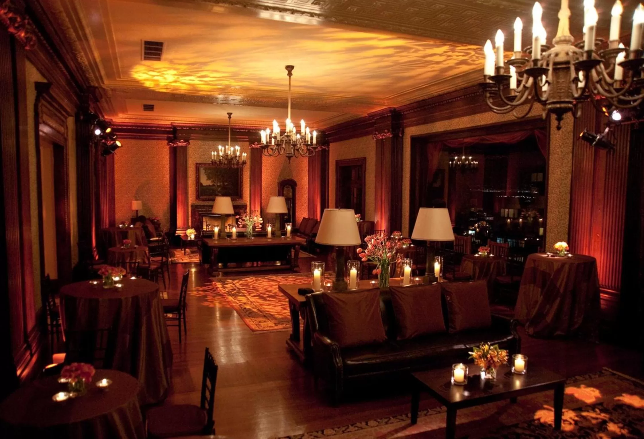 Restaurant/places to eat in University Club of San Francisco