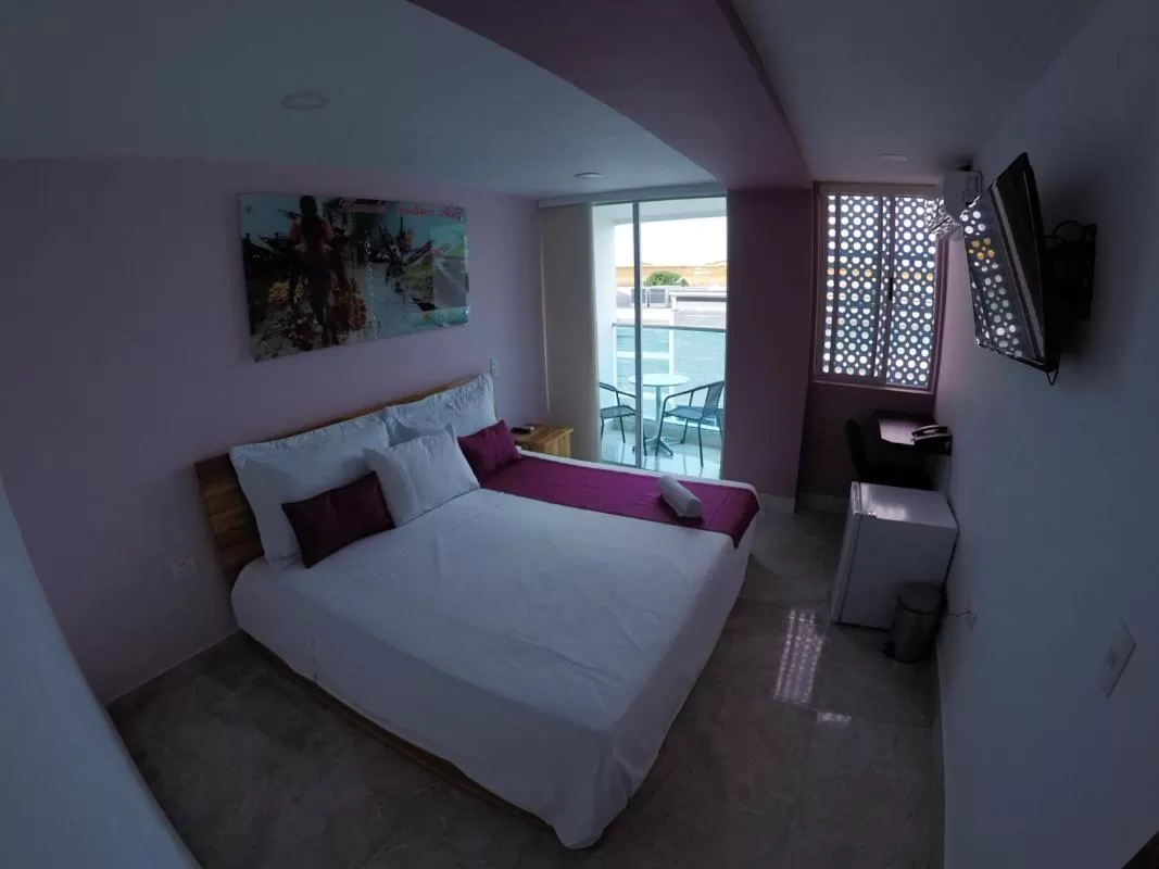 Kamaleb Farallones Hotel