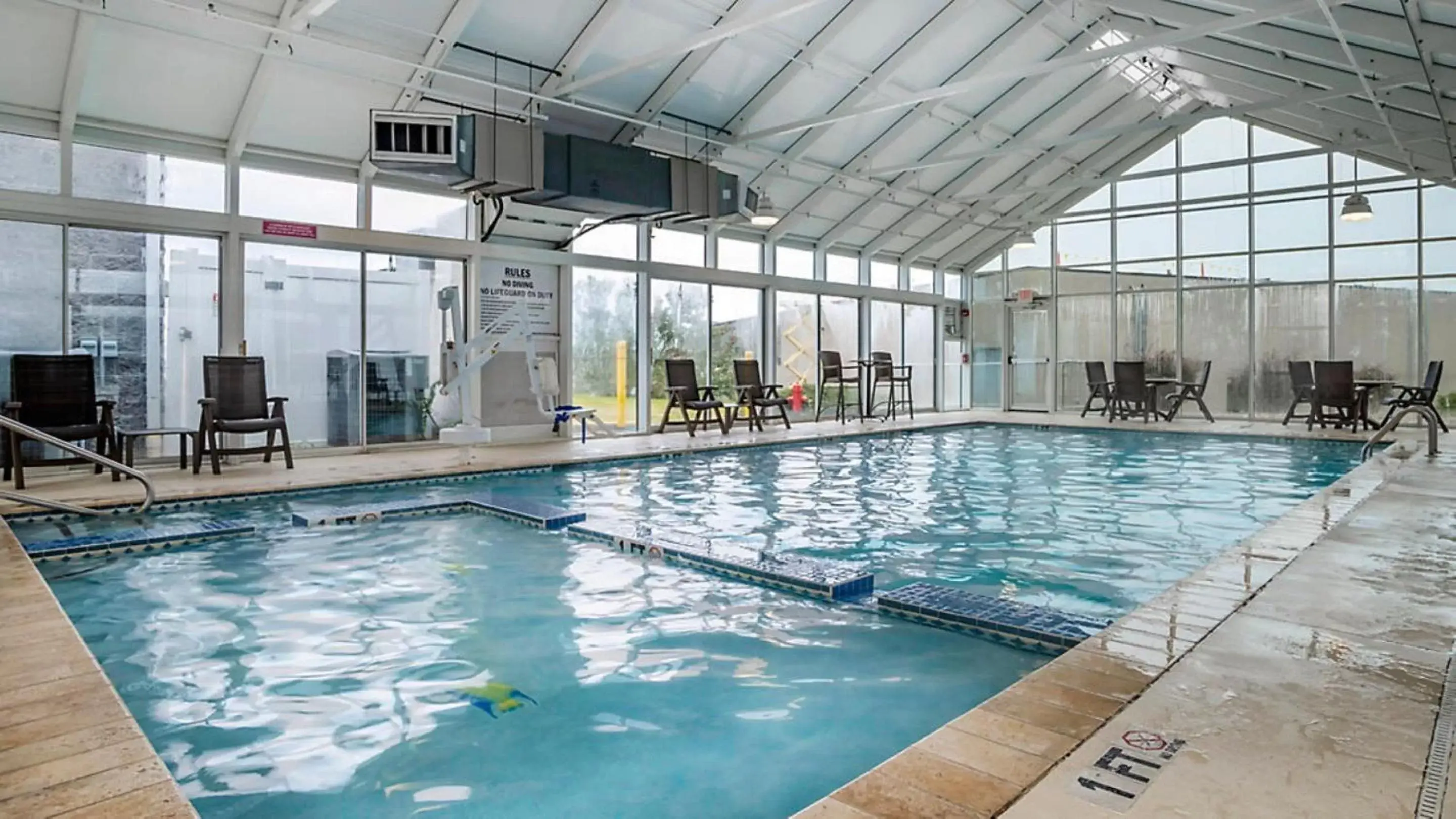 Swimming Pool in Bluegreen Vacations Suites at Hershey