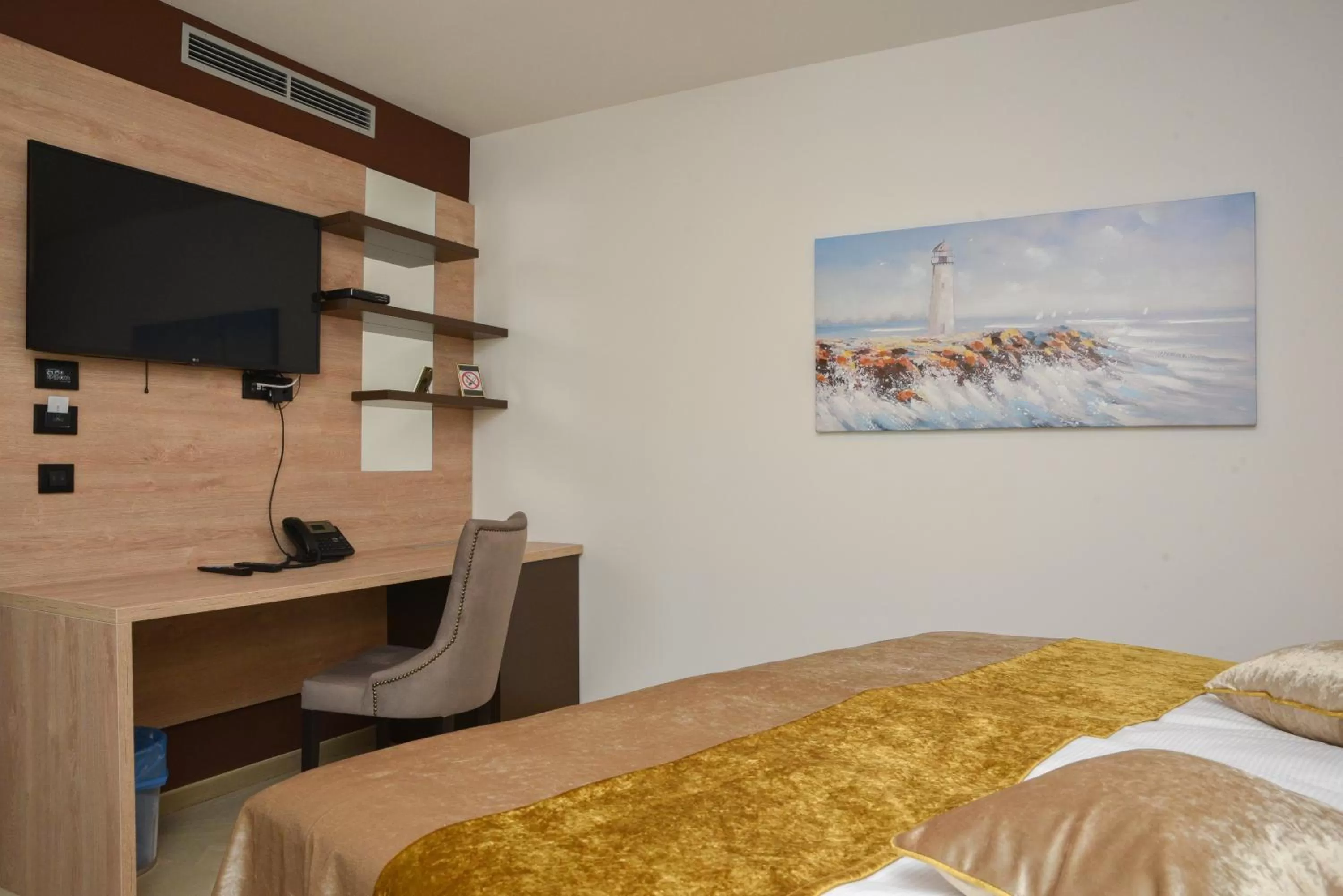 Staff, Bed in Hotel Meduza