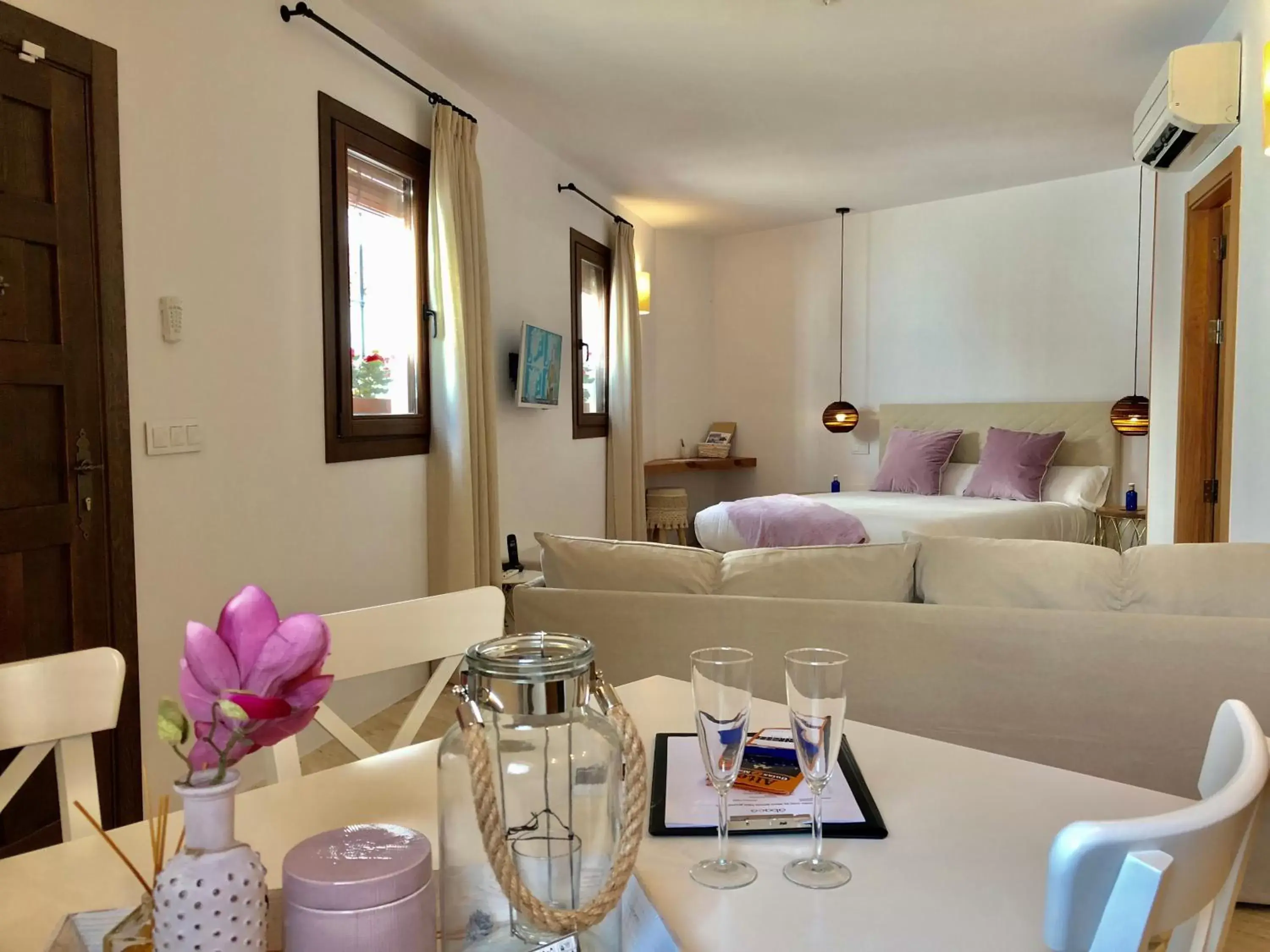 TV and multimedia in Hotel Abaco Altea