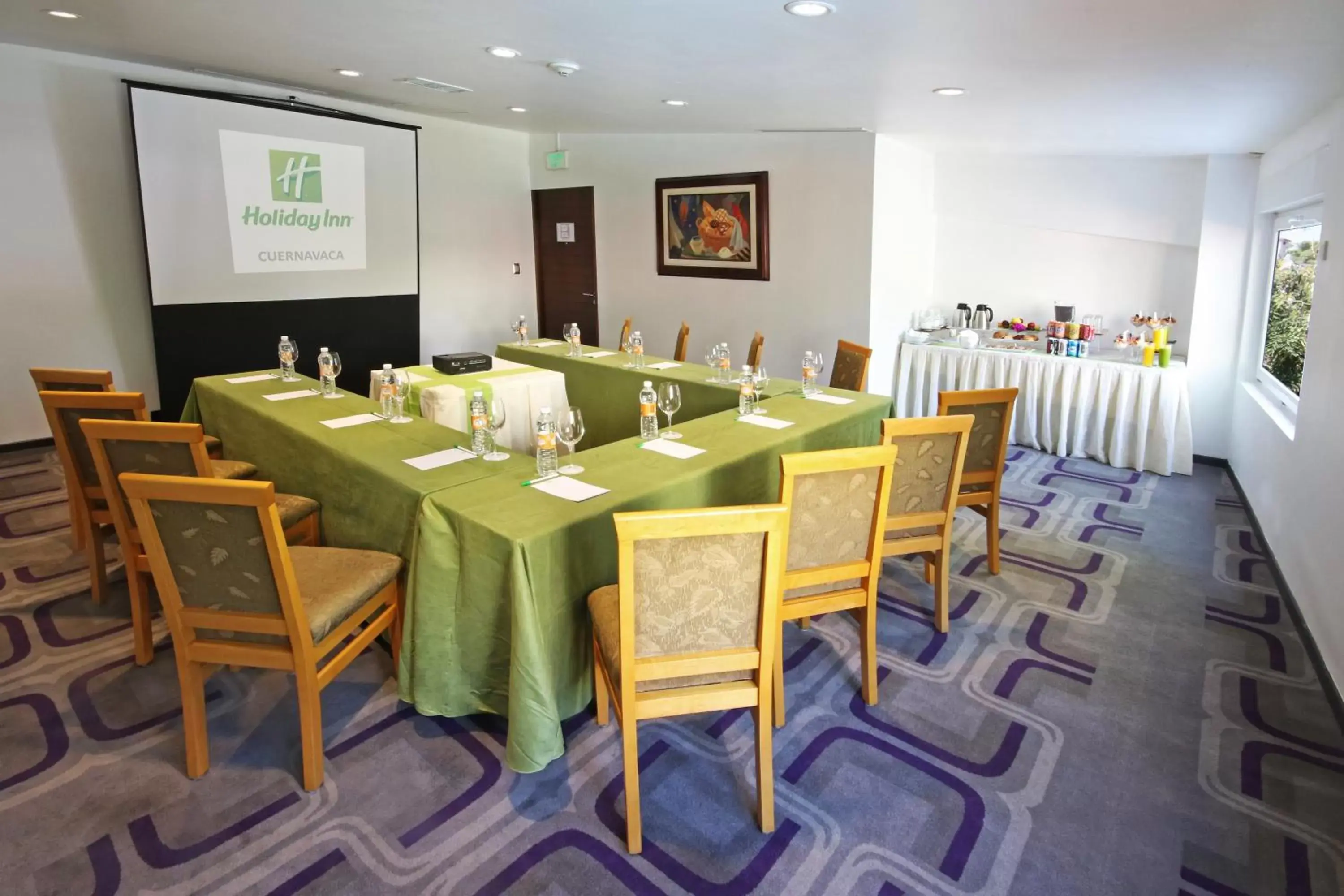 Meeting/conference room in Holiday Inn Cuernavaca, an IHG Hotel