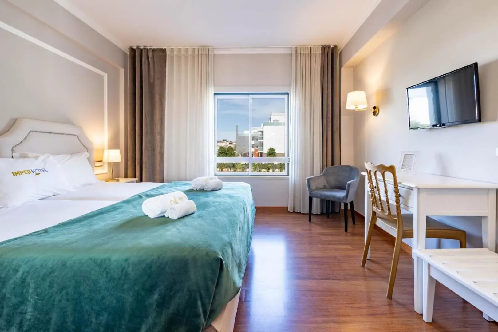 Double Room in Imperhotel by Umbral Double Room in Imperhotel by Umbral