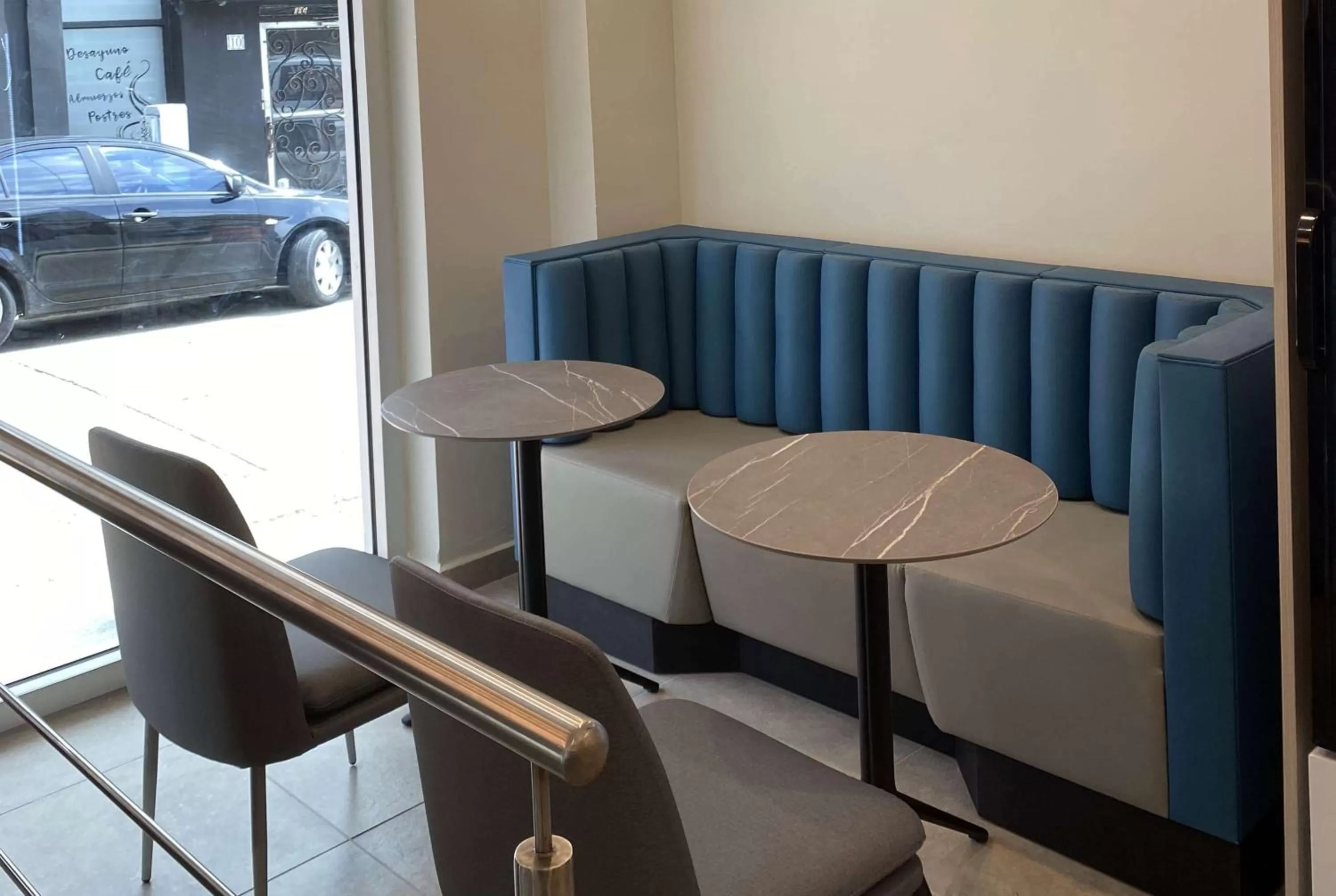 Lobby or reception, Seating Area in TRYP by Wyndham Mayaguez