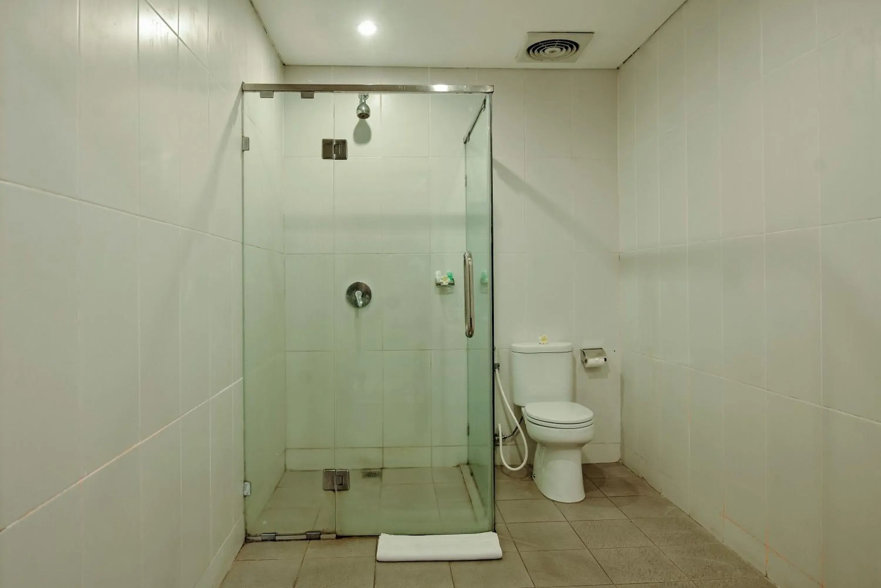 Bathroom in Pertiwi Bisma 1