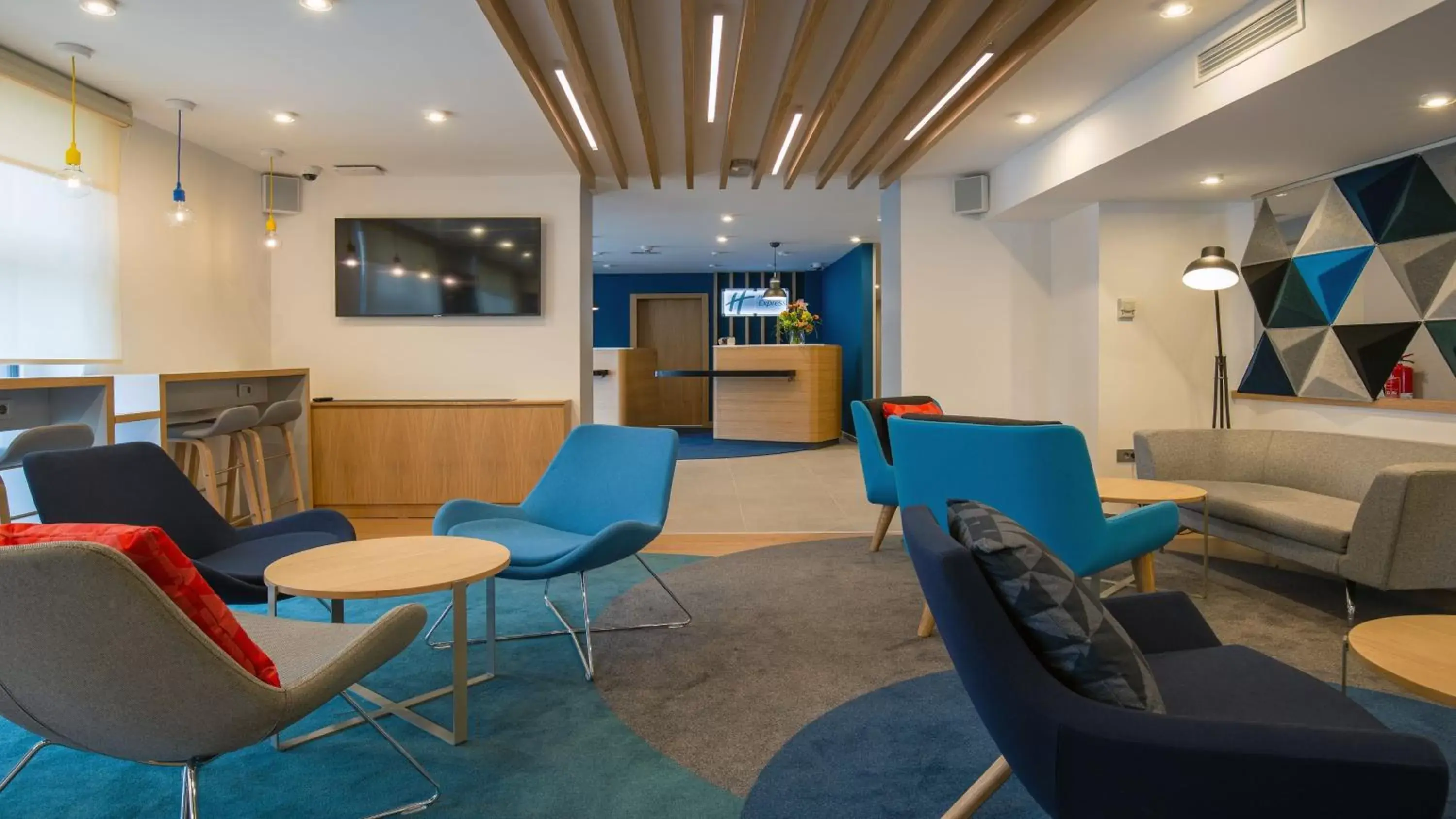 Lobby or reception in Holiday Inn Express - Ljubljana by IHG Lobby or reception in Holiday Inn Express - Ljubljana by IHG