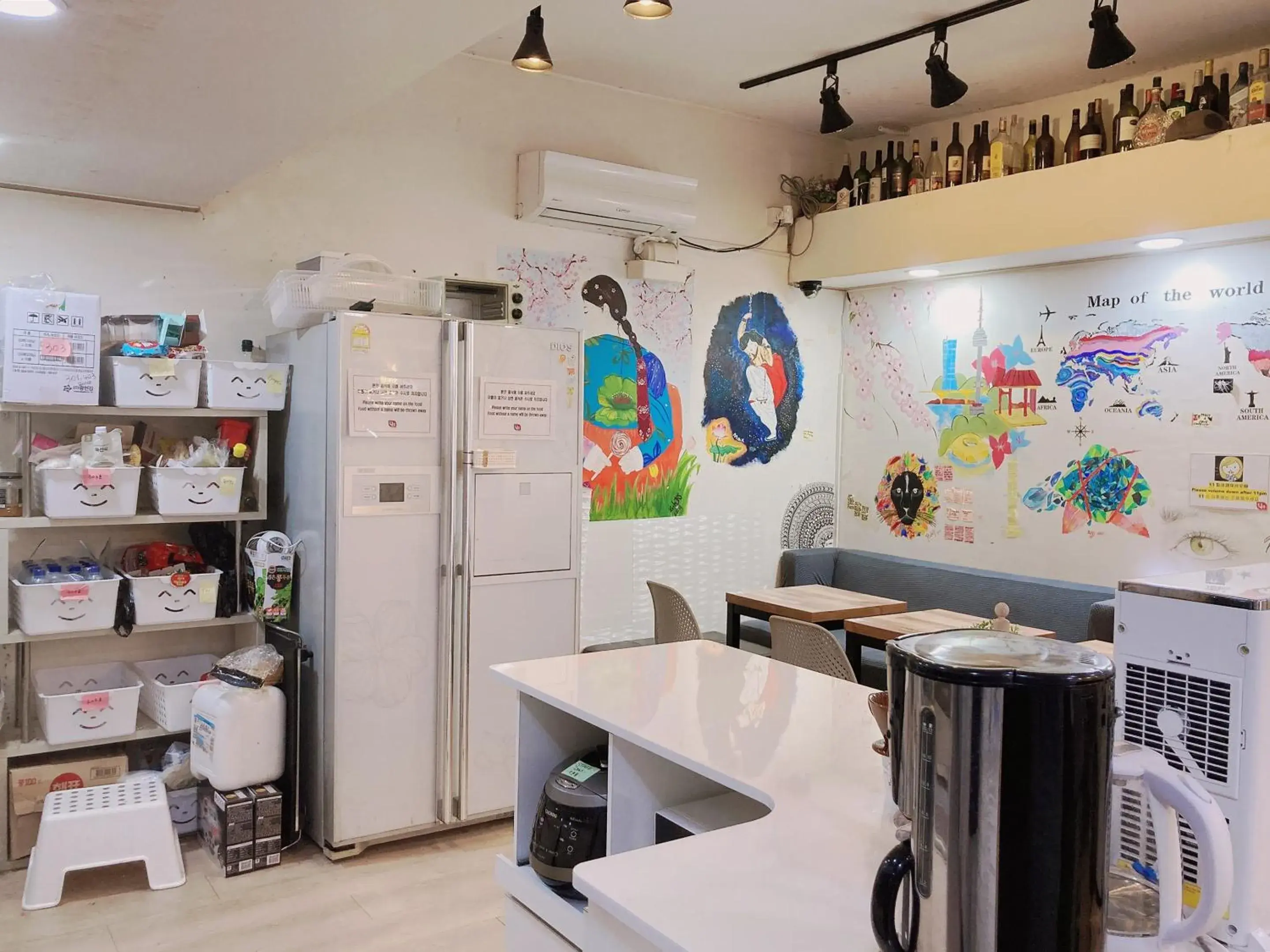 Communal kitchen, Restaurant/Places to Eat in YaKorea Hostel Dongdaemun