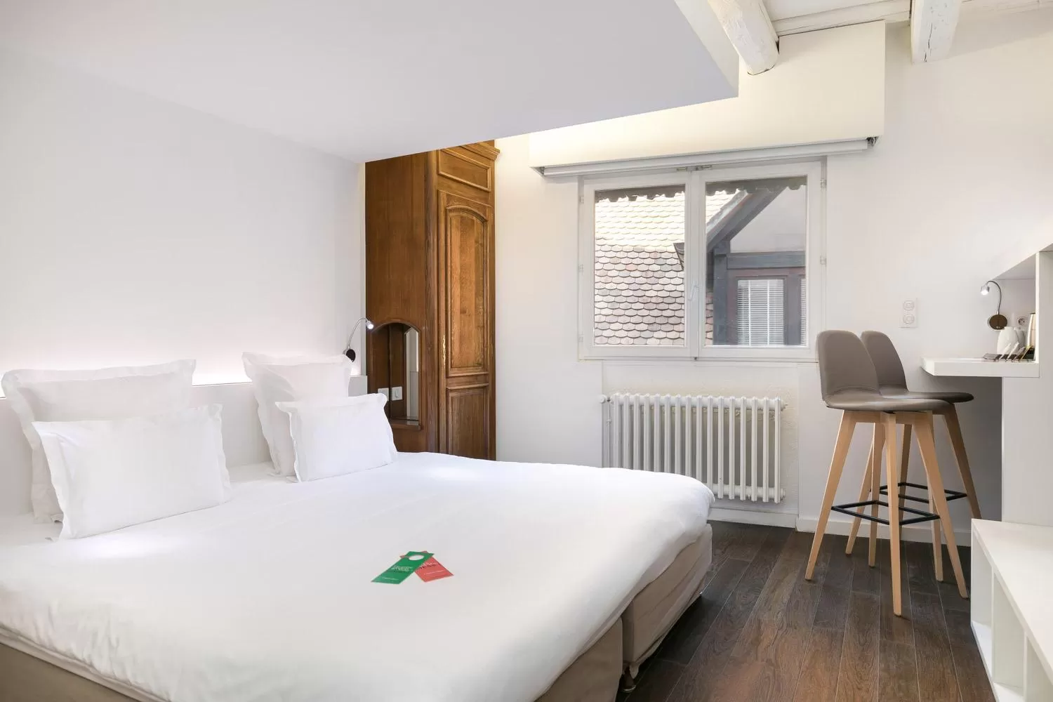 Bed in Hôtel de l'Europe by HappyCulture