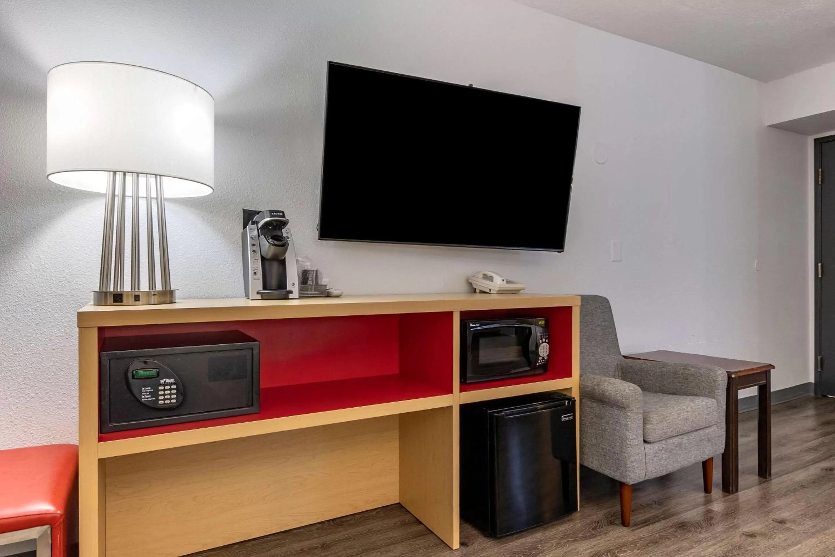 Standard Double Room with Two Double Beds - Non Smoking in Sleep Inn & Suites